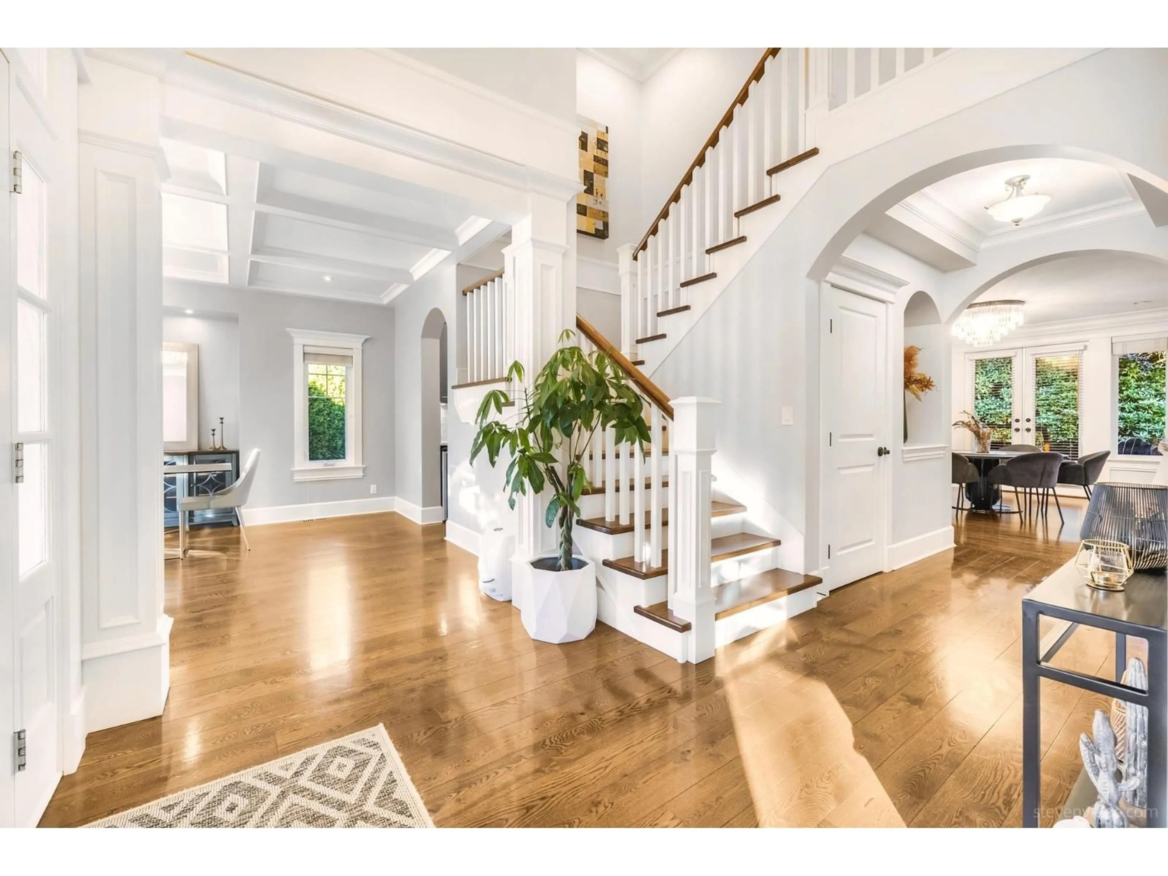 Indoor entryway for 3668 159A STREET, Surrey British Columbia V3Z0P1