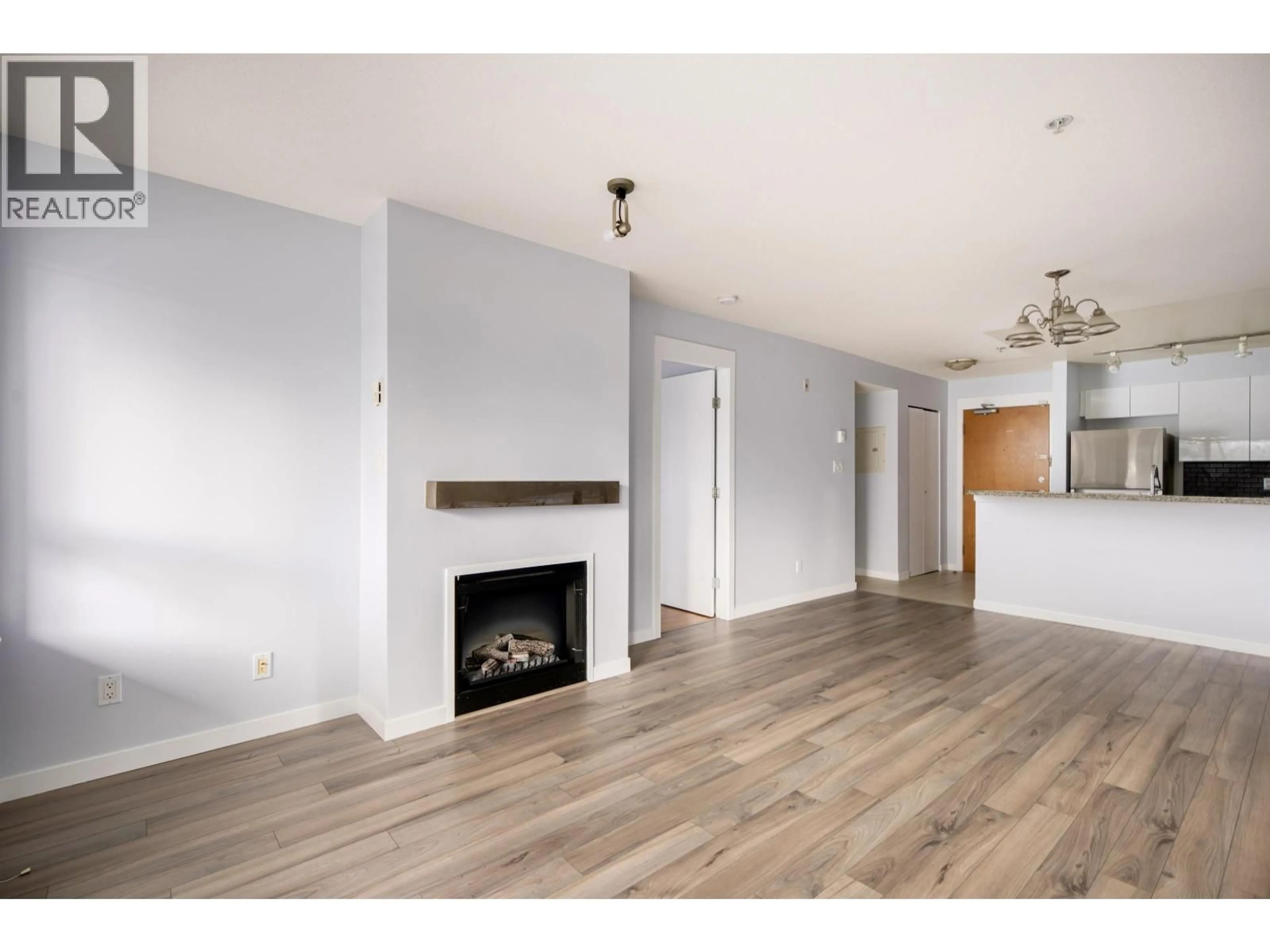 Unknown for 215 - 8060 JONES ROAD, Richmond British Columbia V6Y4K5