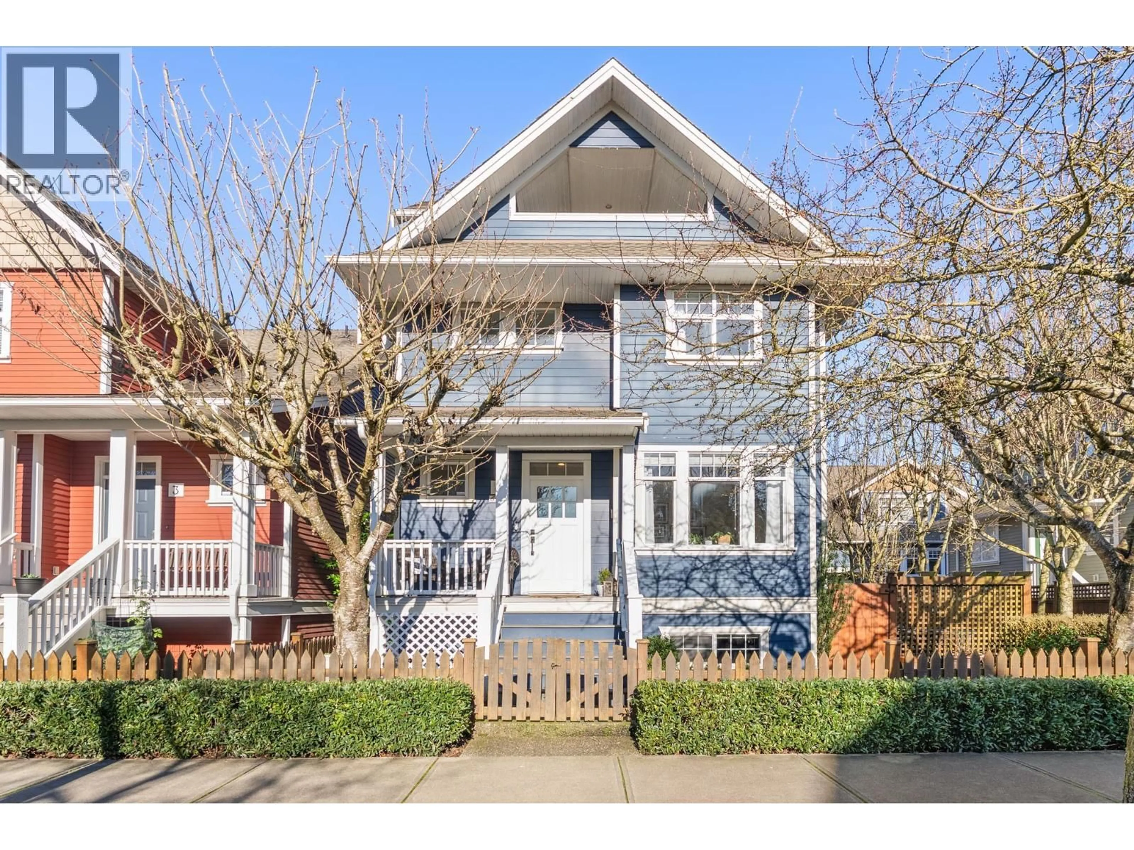 Home with vinyl exterior material, street for 4 - 6333 PRINCESS LANE, Richmond British Columbia V7E6T3