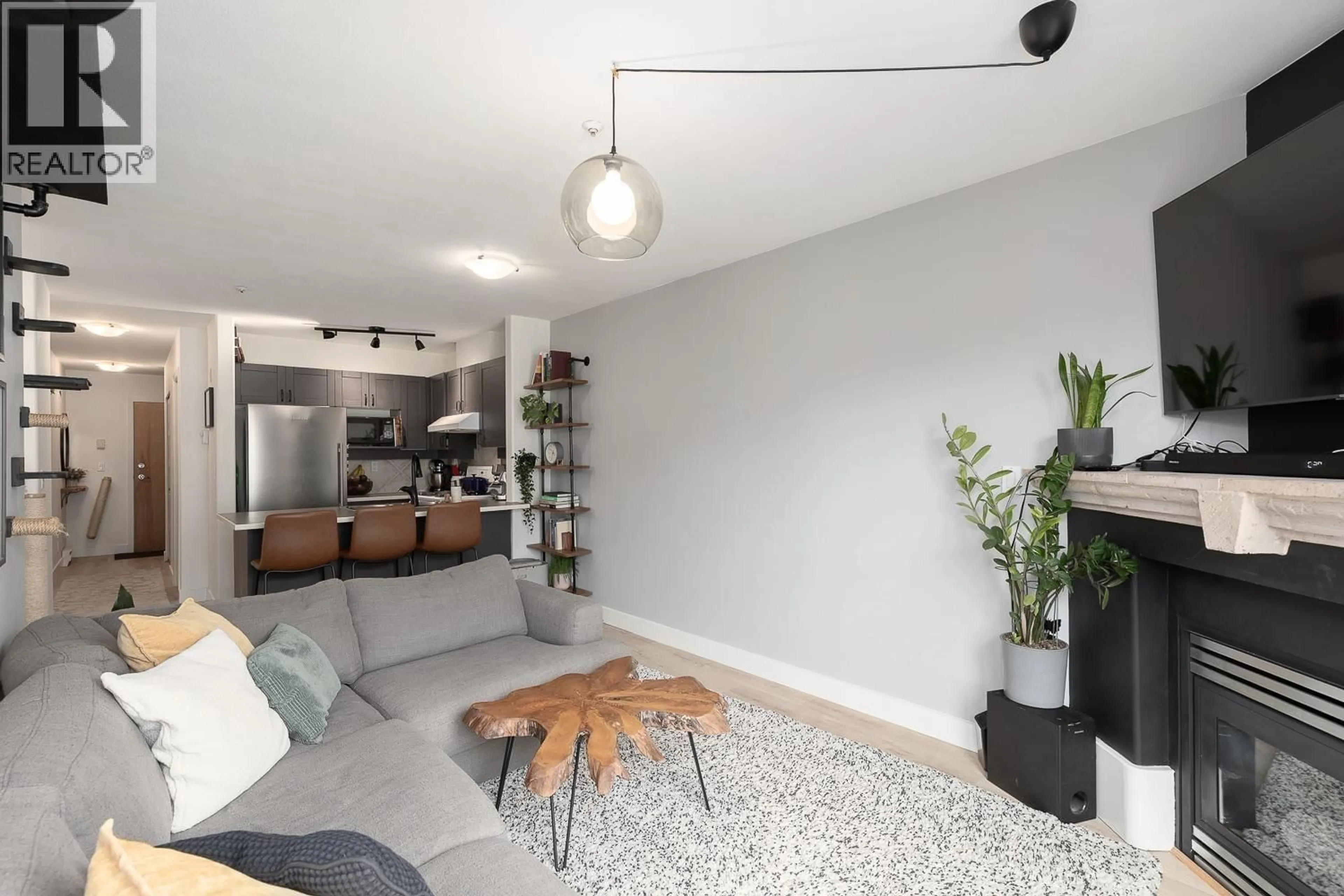 Living room with furniture, unknown for 405 - 2688 VINE STREET, Vancouver British Columbia V6K4T6