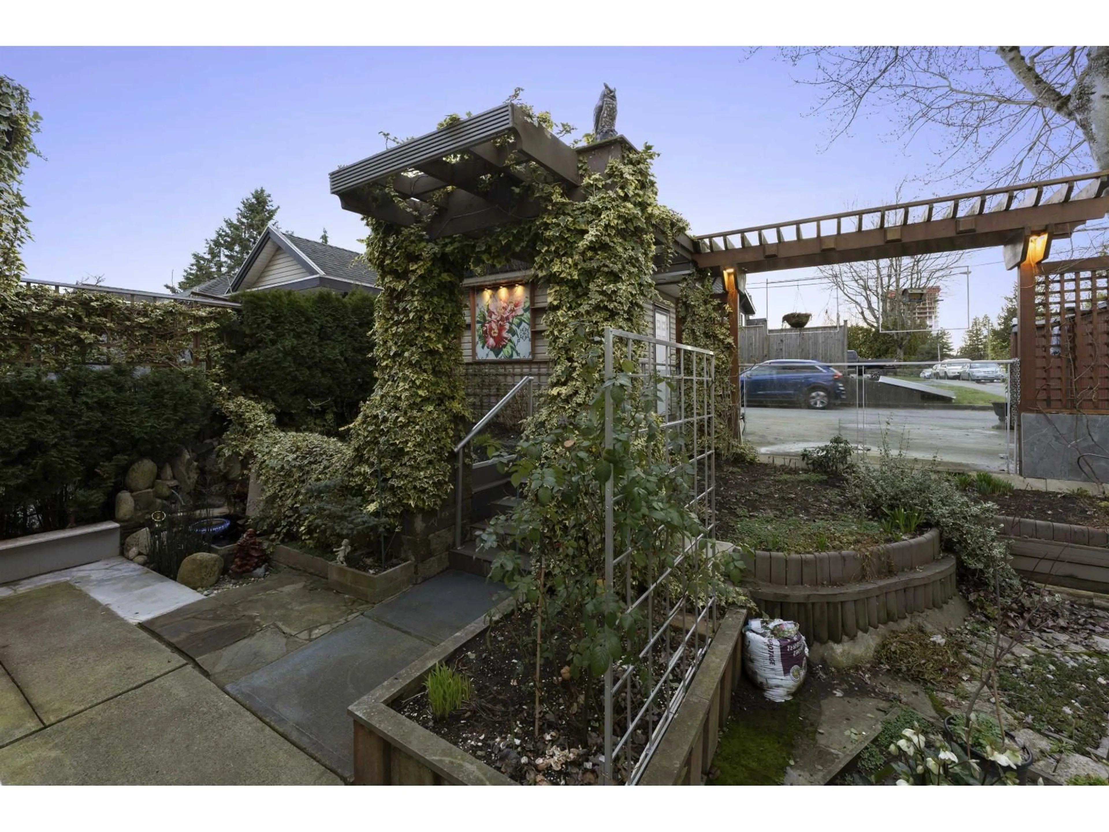 Patio, street for 9347 122 STREET, Surrey British Columbia V3V4L7
