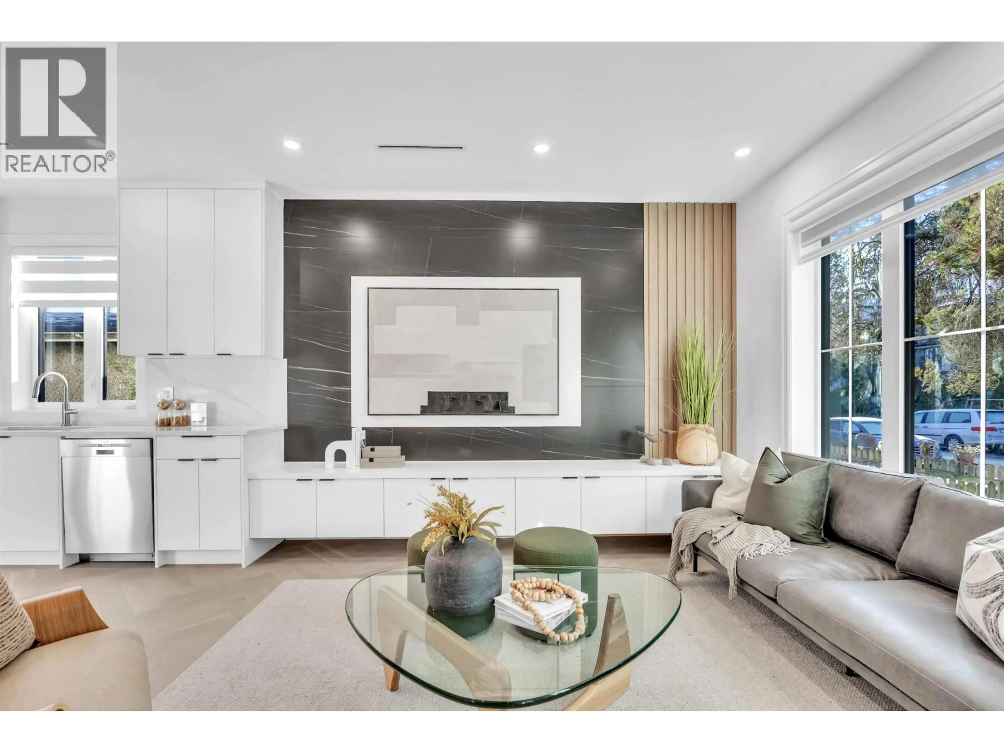 Unknown for 2153 20TH AVENUE, Vancouver British Columbia V5N2L5