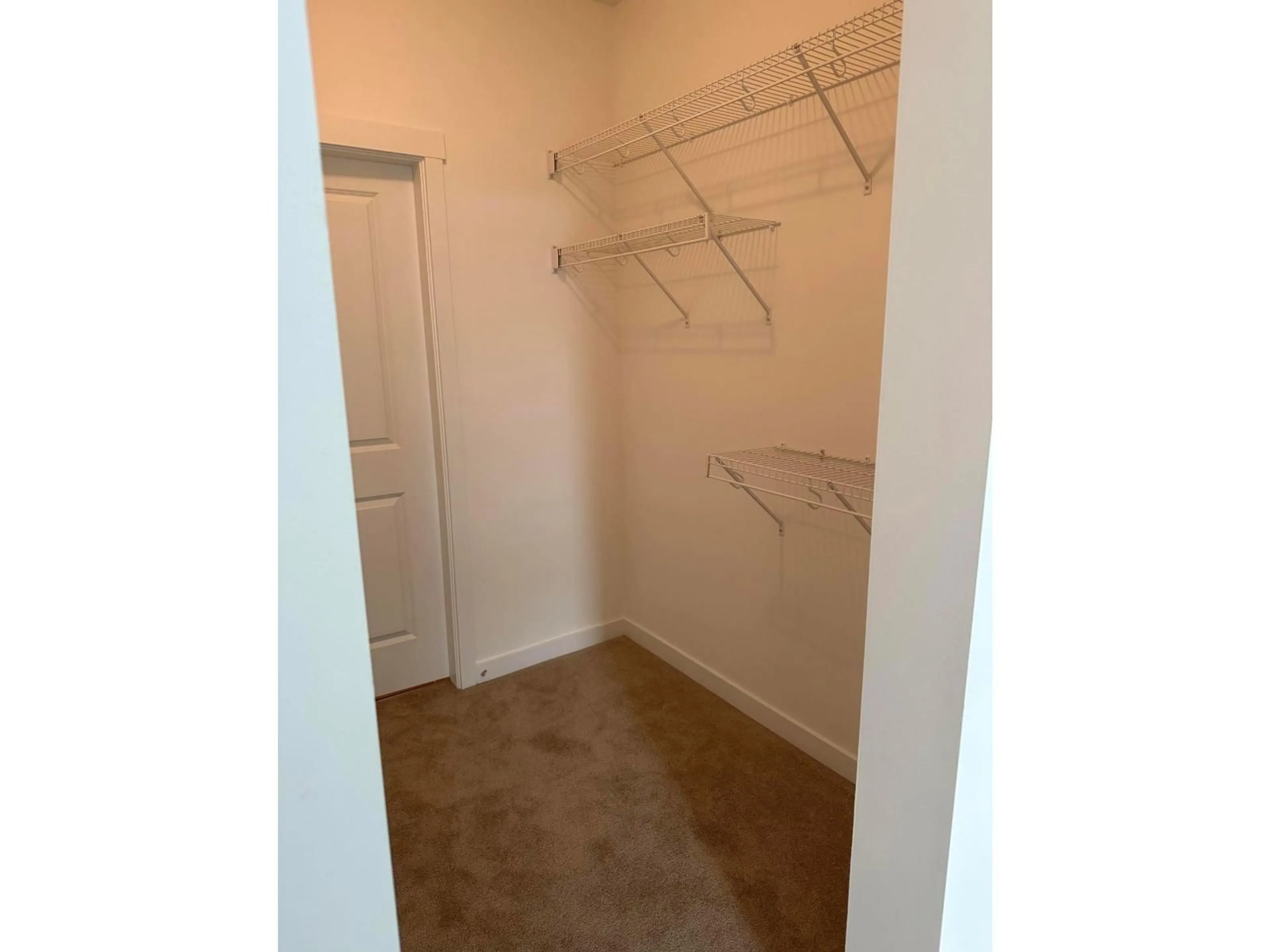 Unknown for 202 - 15848 FRASER HIGHWAY, Surrey British Columbia V4N6X6