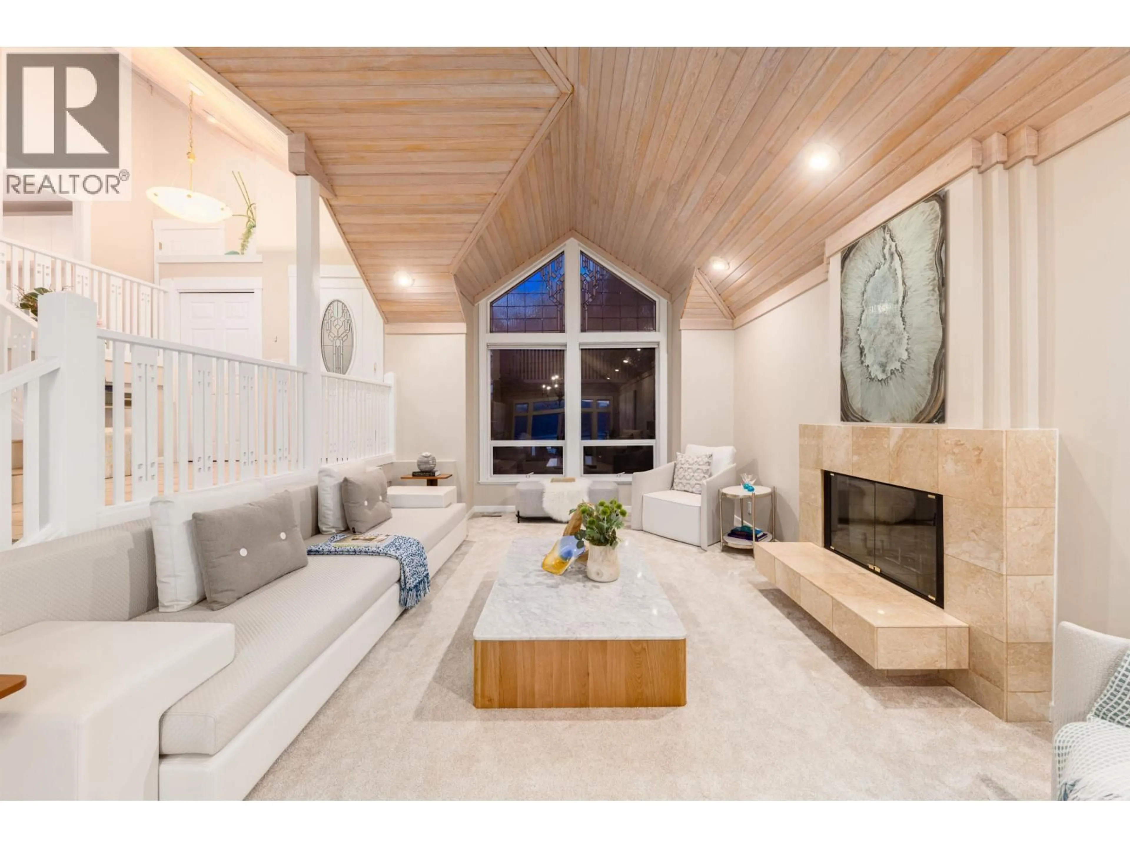 Living room with furniture, unknown for 5433 MONTE BRE PLACE, West Vancouver British Columbia V7W3A8