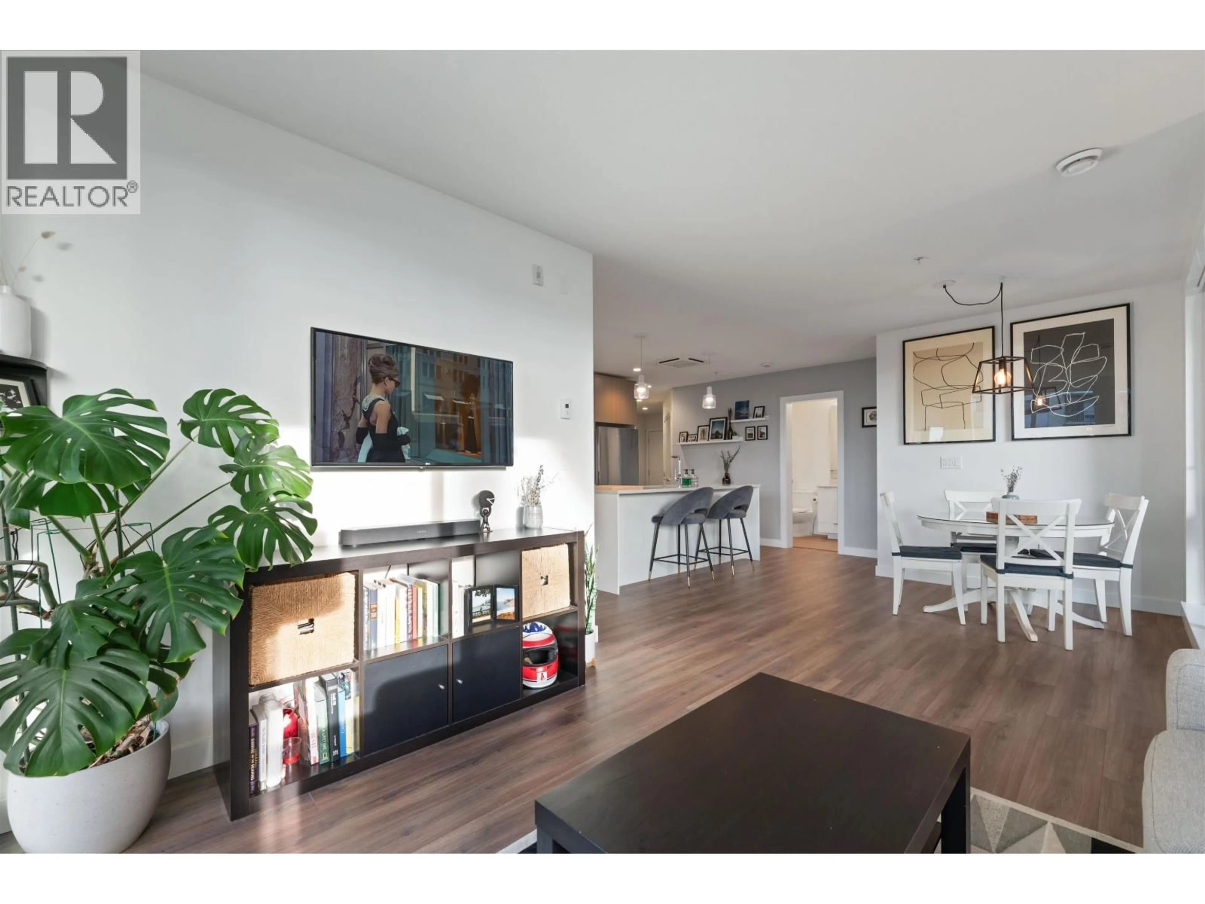 Unknown for 201 - 108 8TH STREET, North Vancouver British Columbia V7L0H1