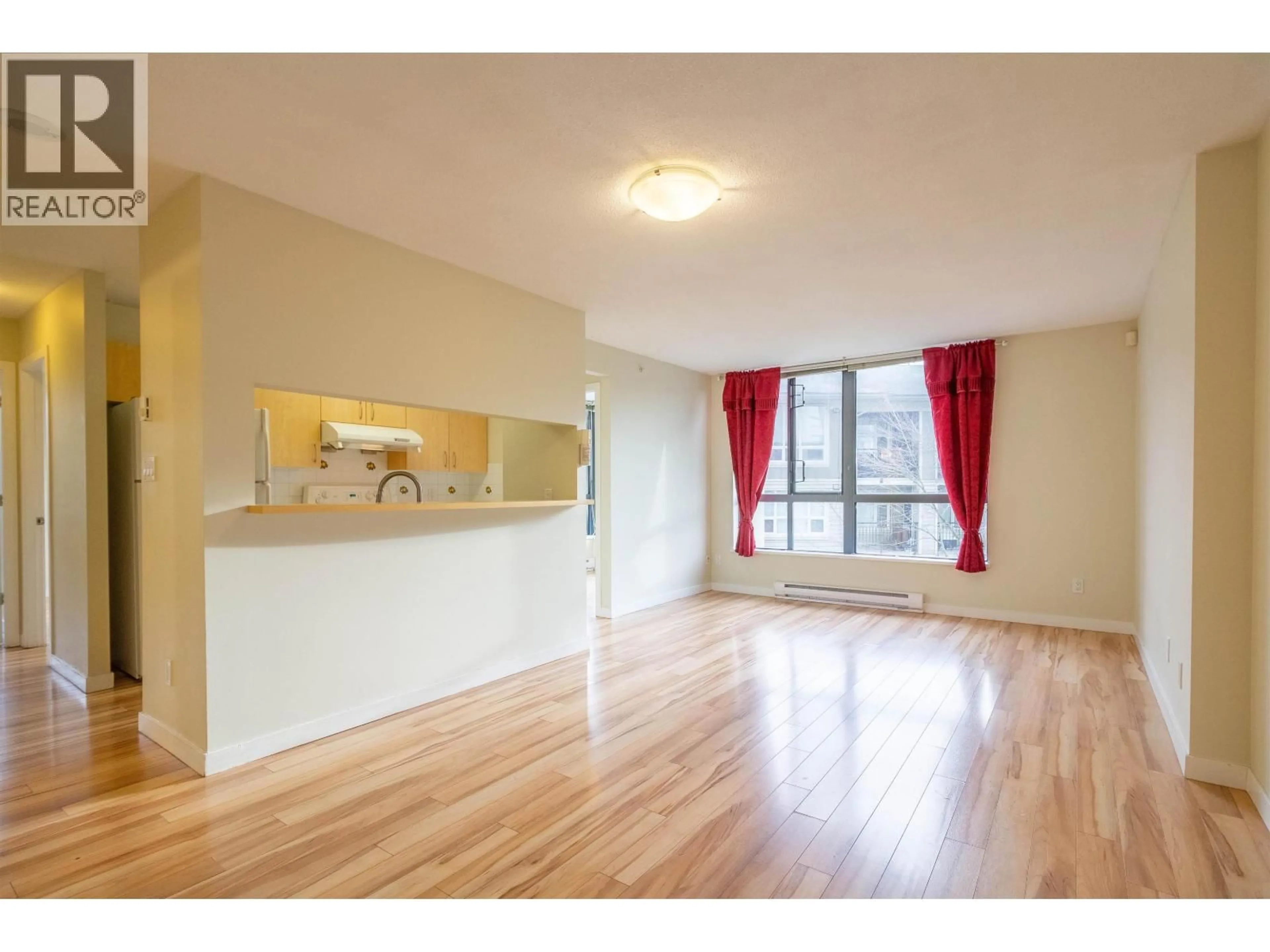 A pic of a room for 305 - 3588 CROWLEY DRIVE, Vancouver British Columbia V5R6H3