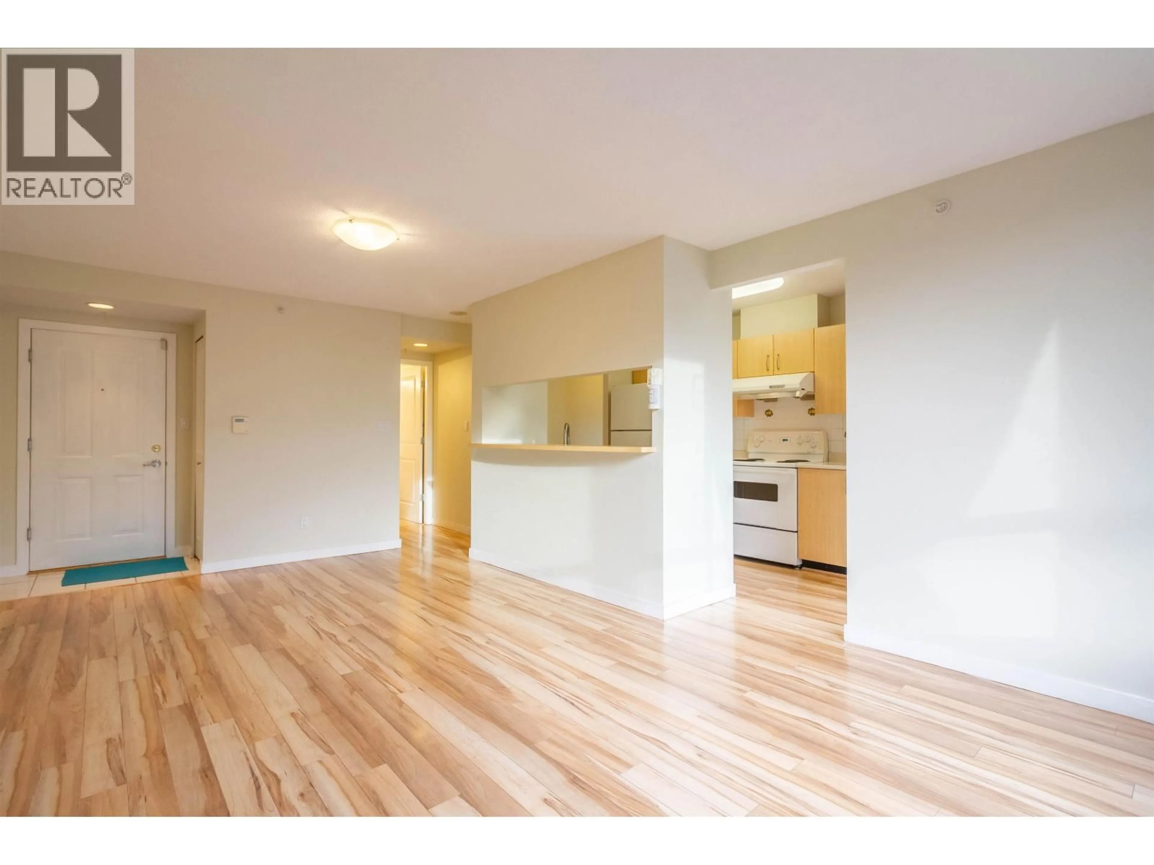 Unknown for 305 - 3588 CROWLEY DRIVE, Vancouver British Columbia V5R6H3