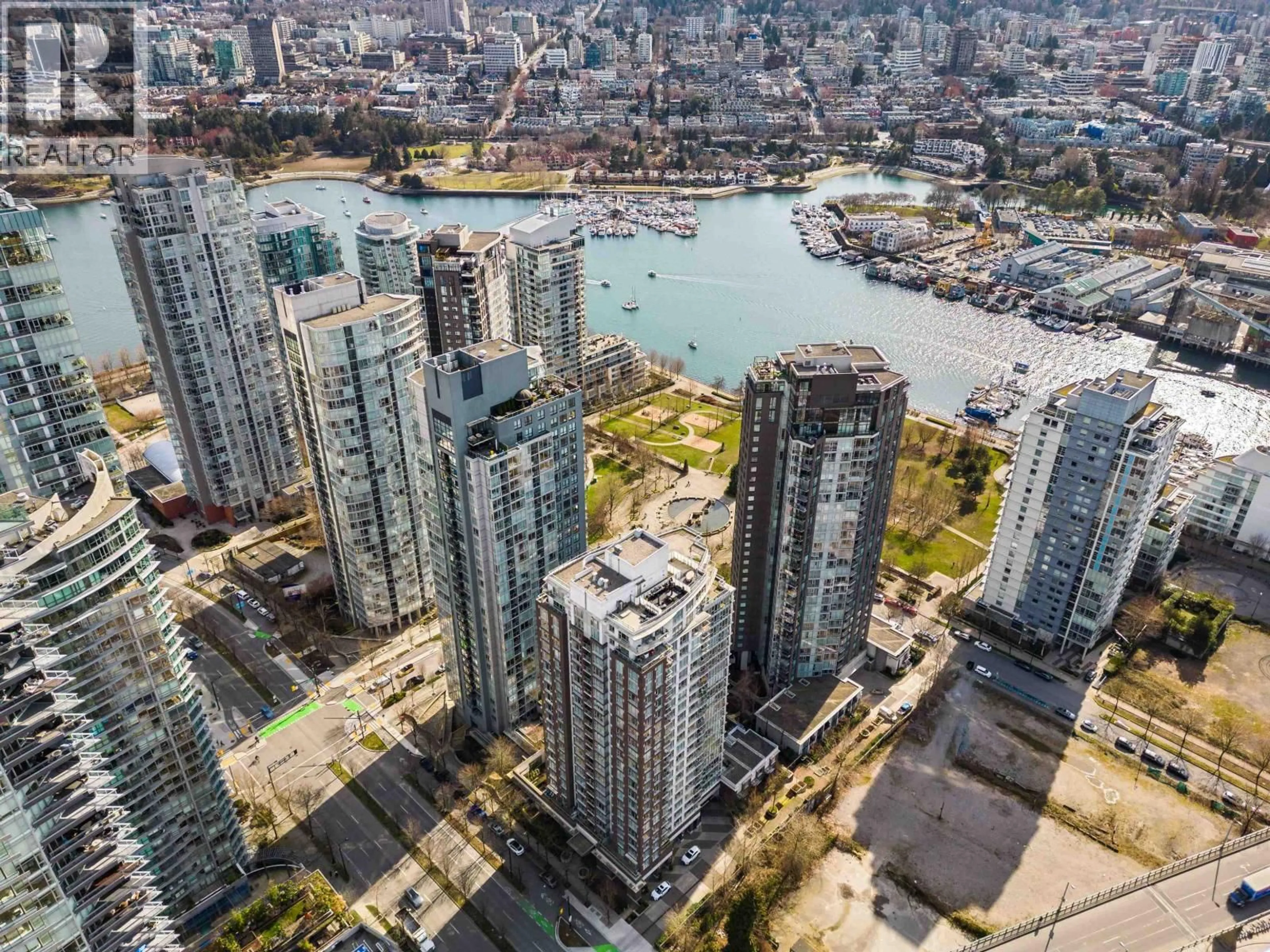 A pic from outside/outdoor area/front of a property/back of a property/a pic from drone, city buildings view from balcony for 808 - 1495 RICHARDS STREET, Vancouver British Columbia V6Z3E3