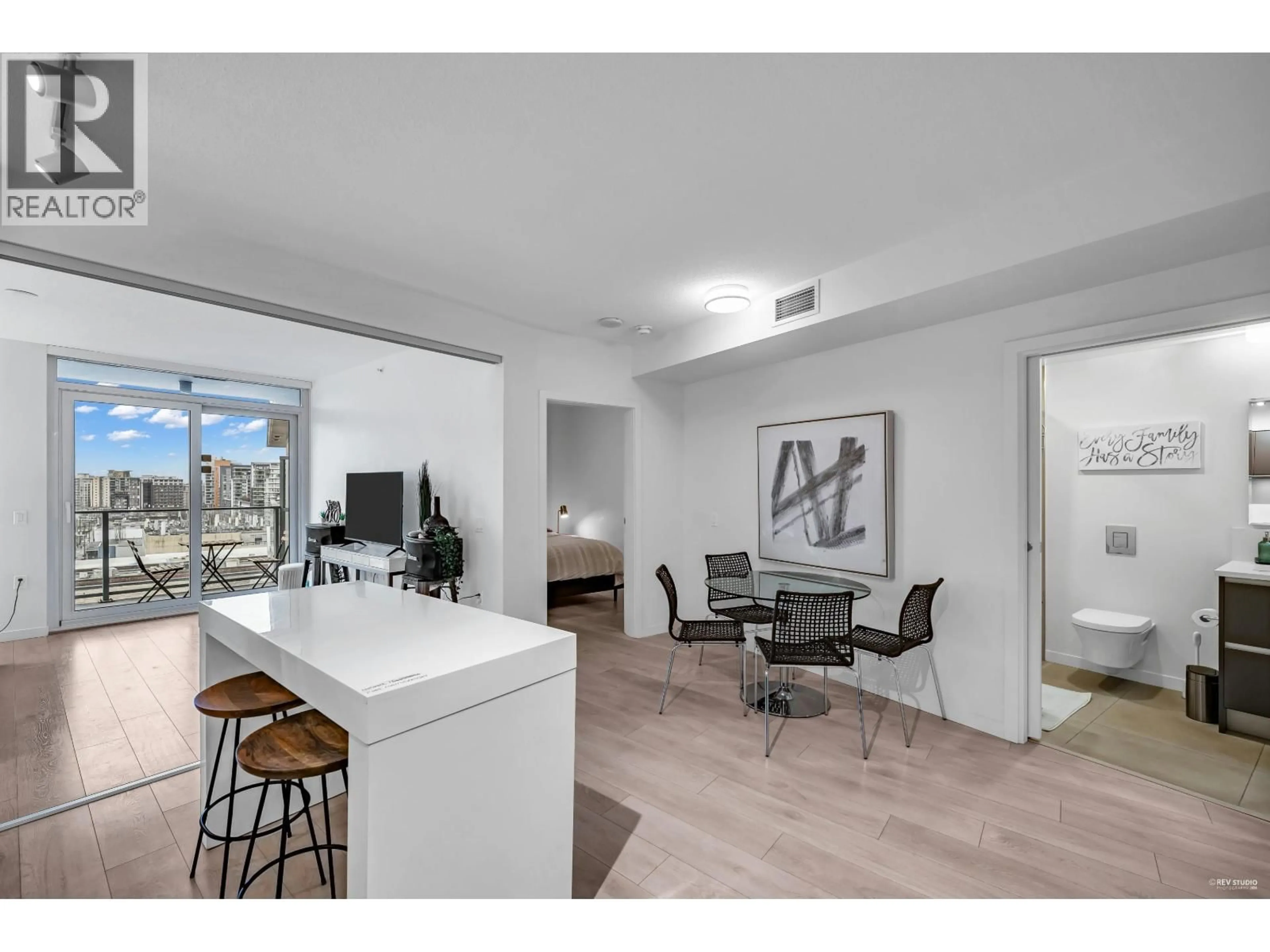 Unknown for 1021 - 180 2ND AVENUE, Vancouver British Columbia V5T0K4