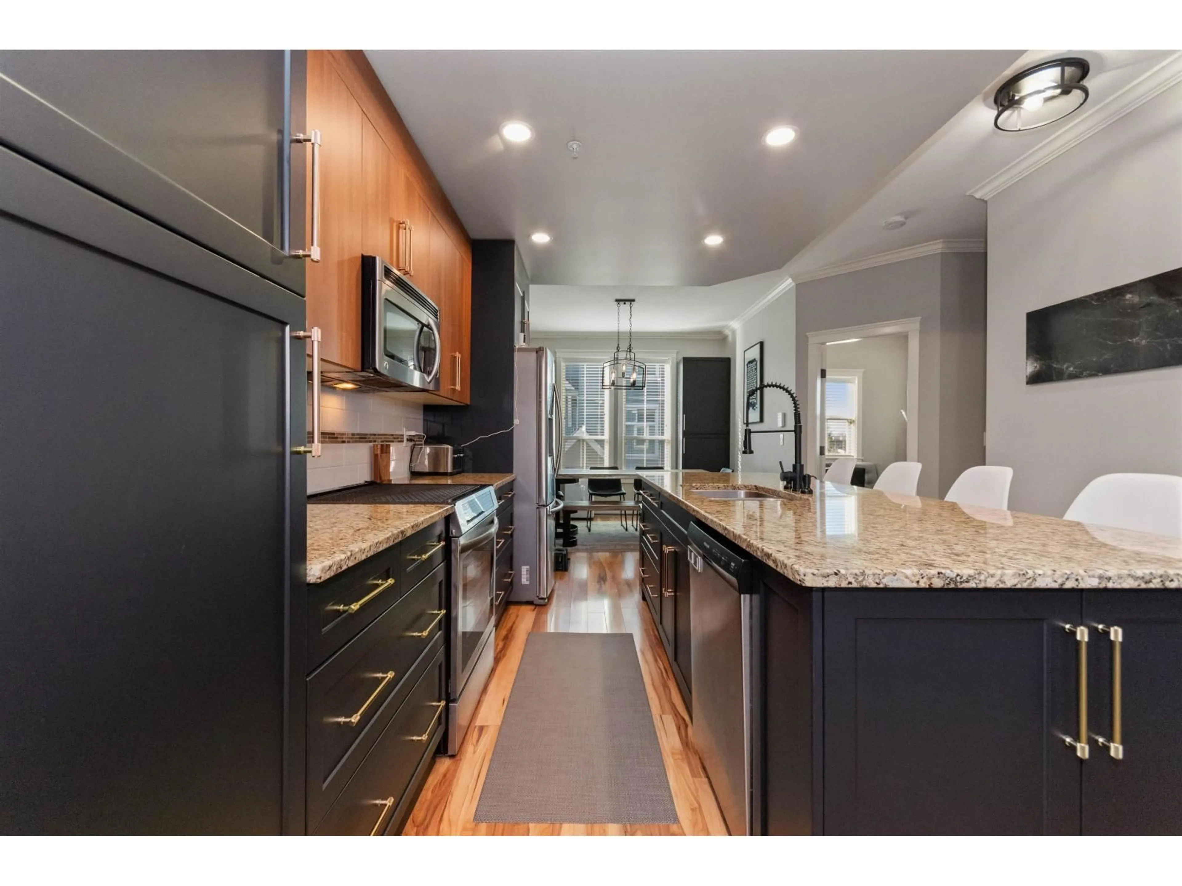 Open concept kitchen, unknown for 10 - 45137 NICOMEN CRESCENT, Chilliwack British Columbia V2R0R3