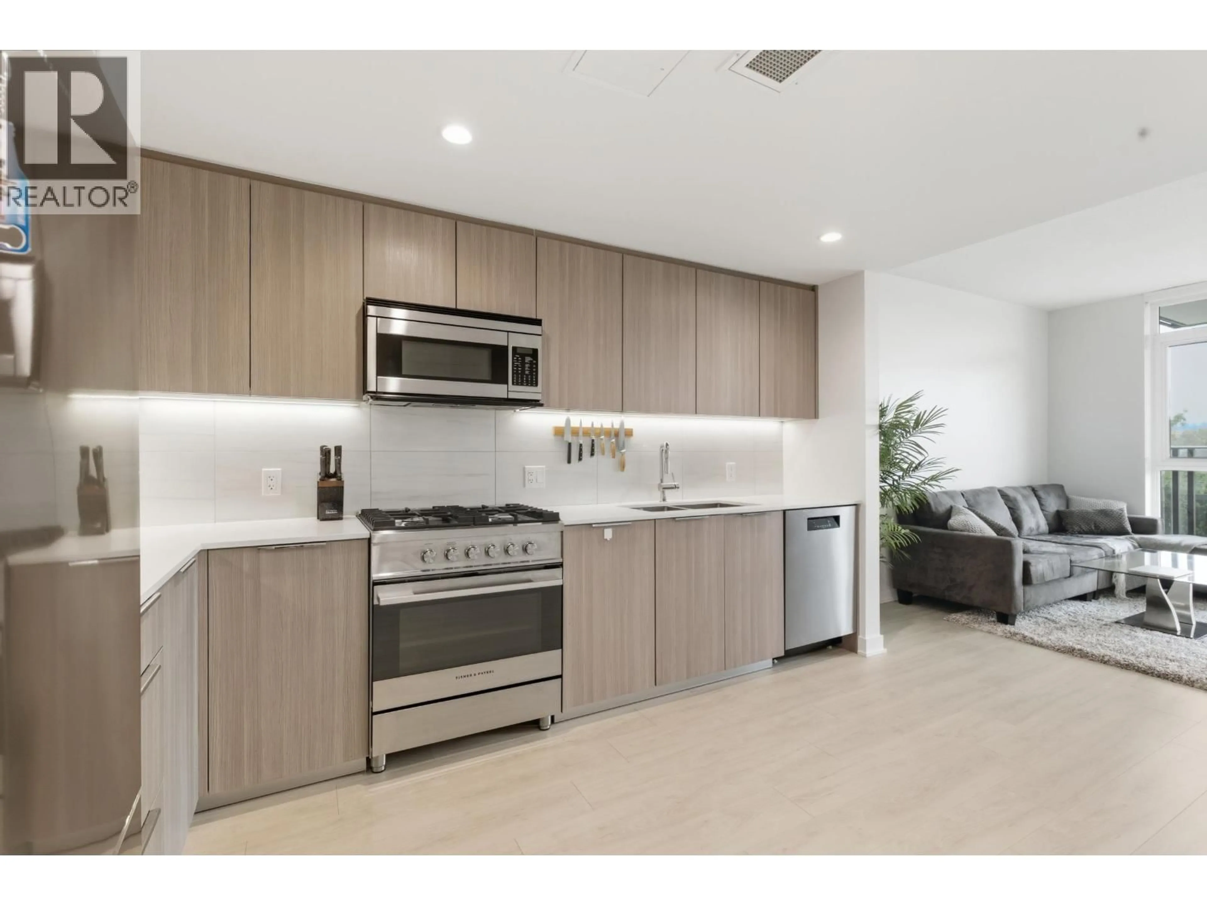 Unknown for 602 - 1401 HUNTER STREET, North Vancouver British Columbia V7J0E2