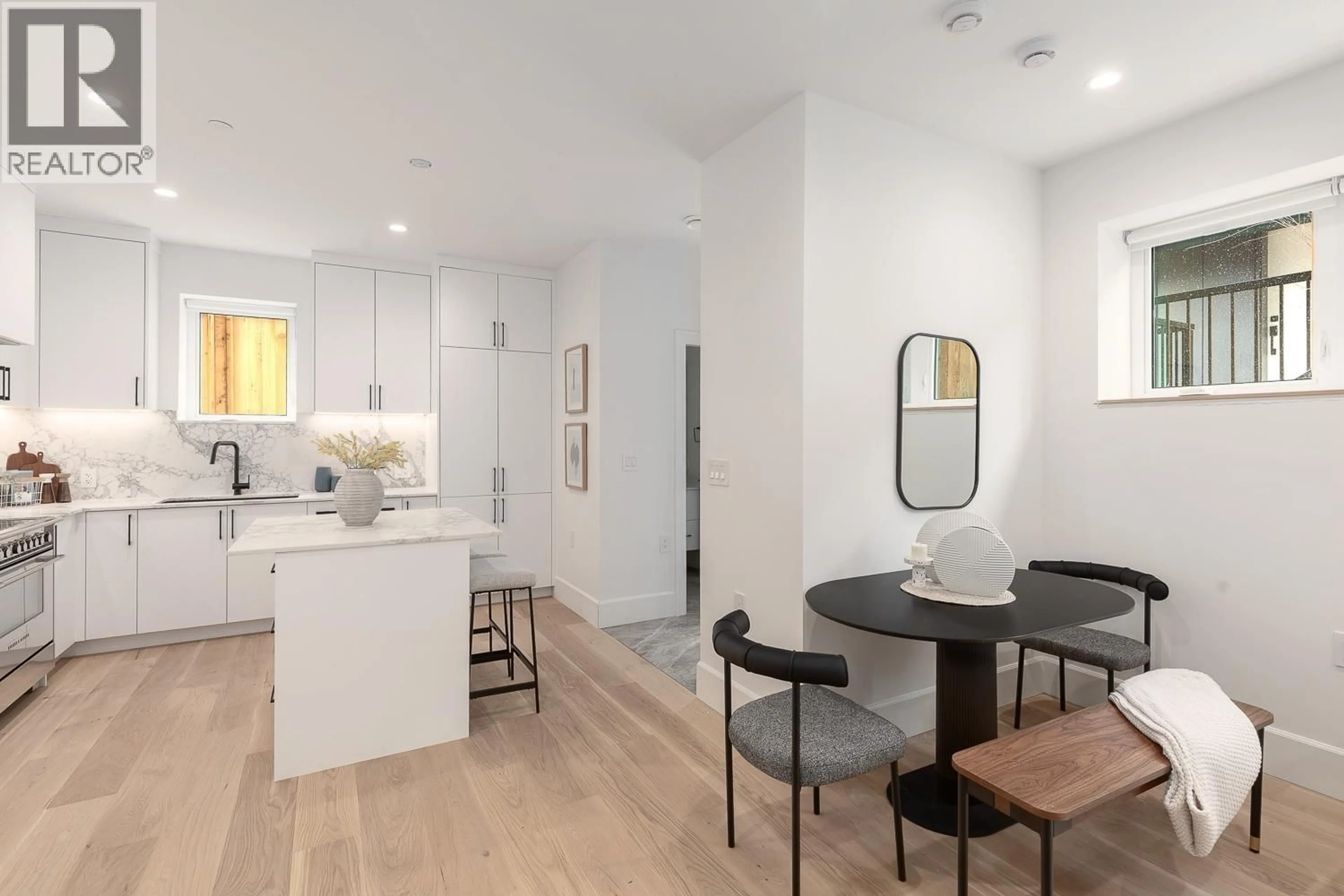 Open concept kitchen, unknown for 851 19TH AVENUE, Vancouver British Columbia V5V1K6