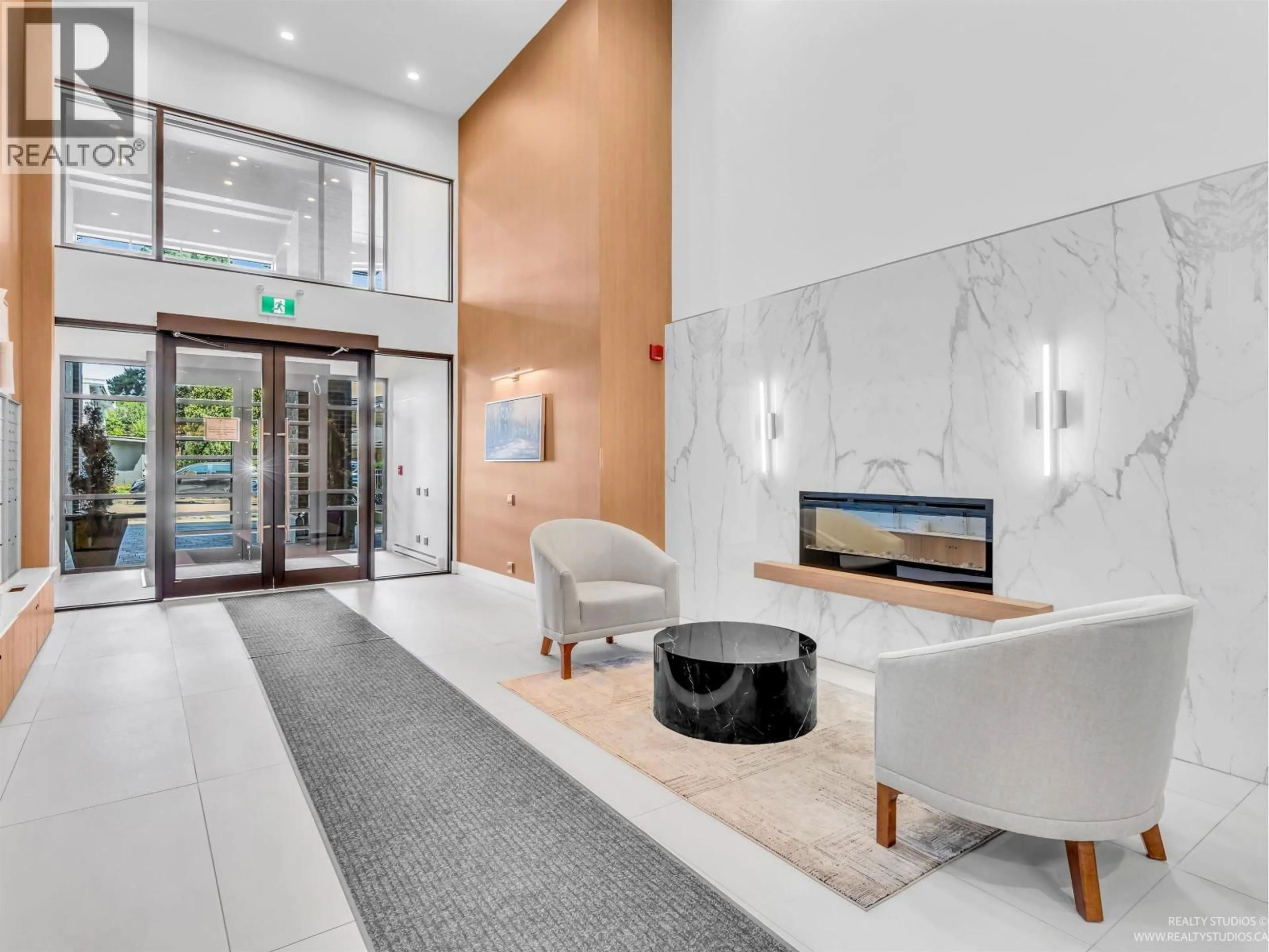 Lobby for 106 - 7599 15TH STREET, Burnaby British Columbia V3N0H9