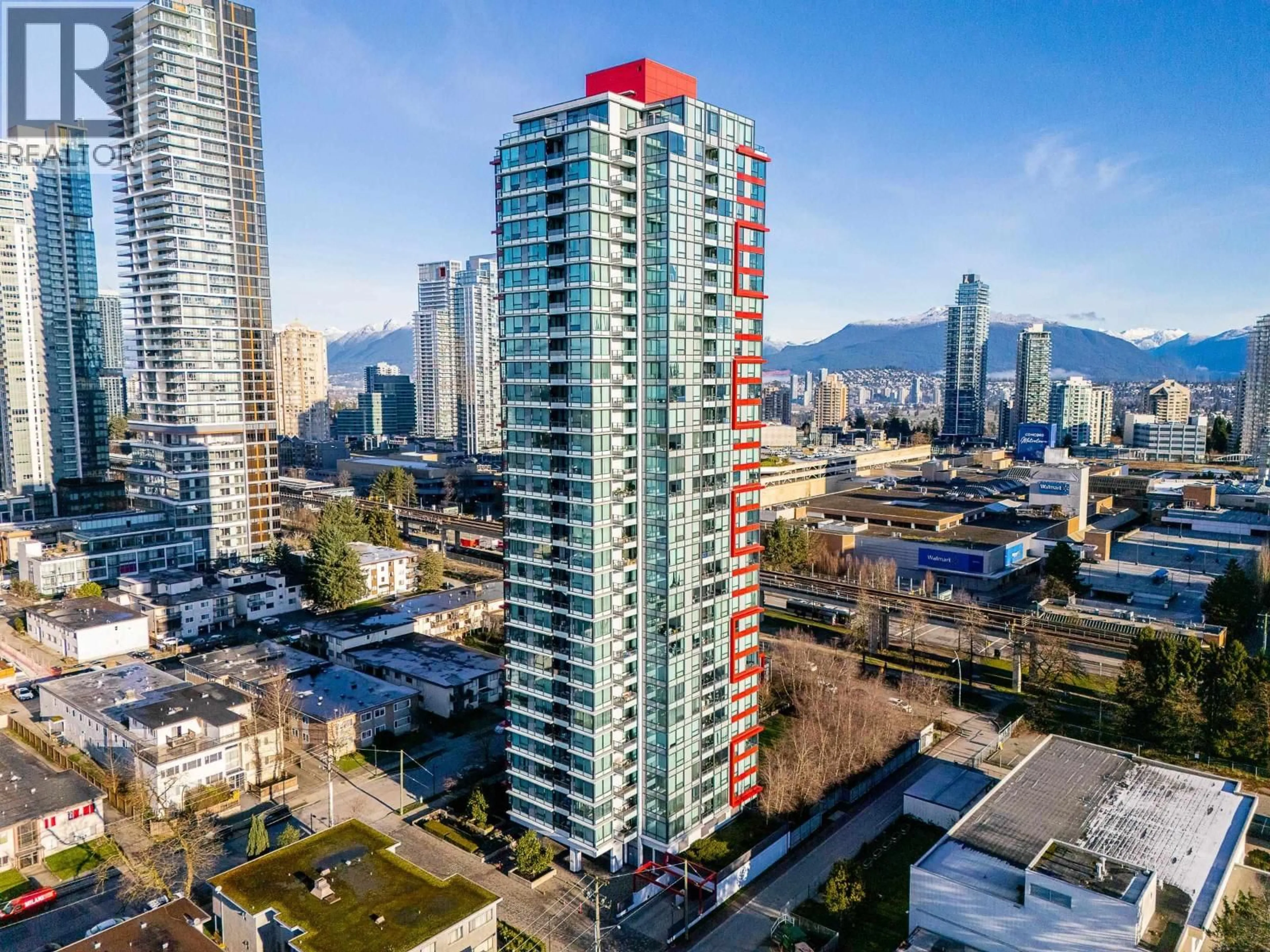 A pic from outside/outdoor area/front of a property/back of a property/a pic from drone, city buildings view from balcony for 2007 - 6658 DOW AVENUE, Burnaby British Columbia V5H0C7