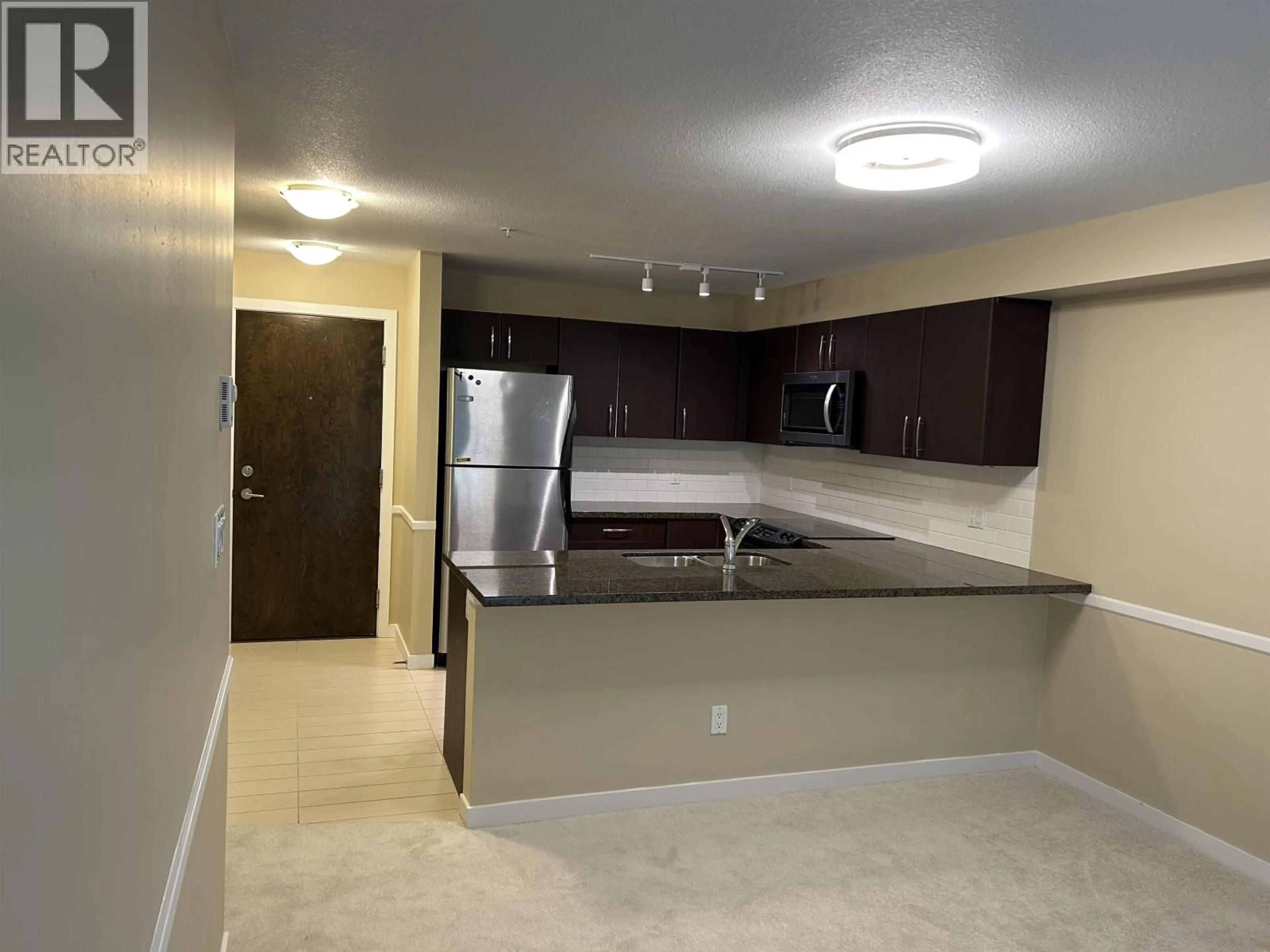 Standard kitchen, unknown for 205 - 7337 MACPHERSON AVENUE, Burnaby British Columbia V5J0A9