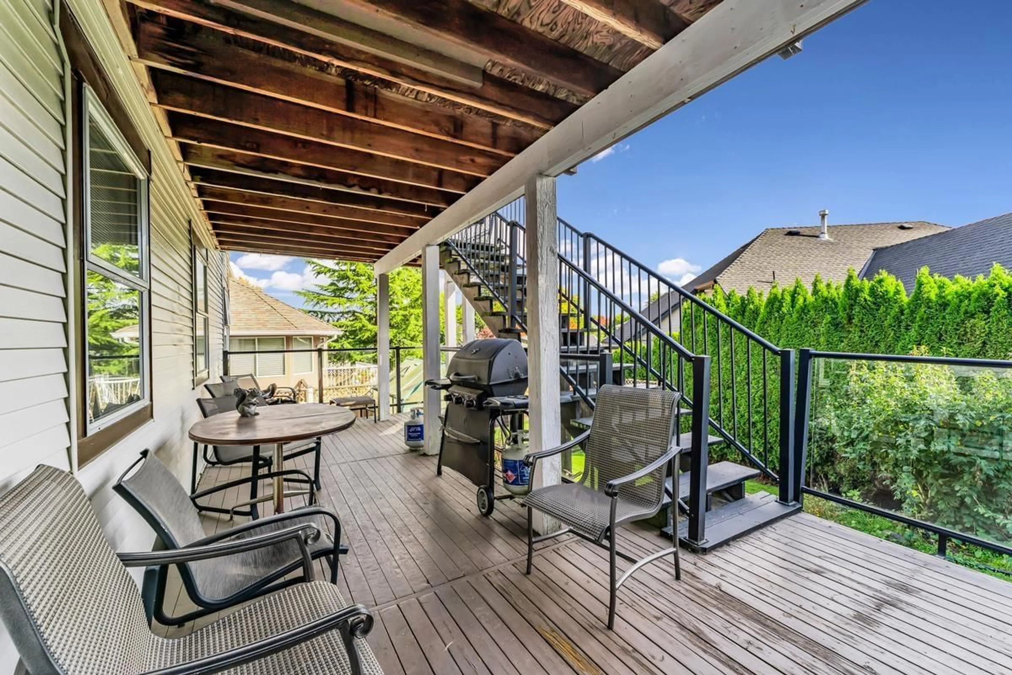 Patio, street for 16160 14B AVENUE, Surrey British Columbia V4A9R3