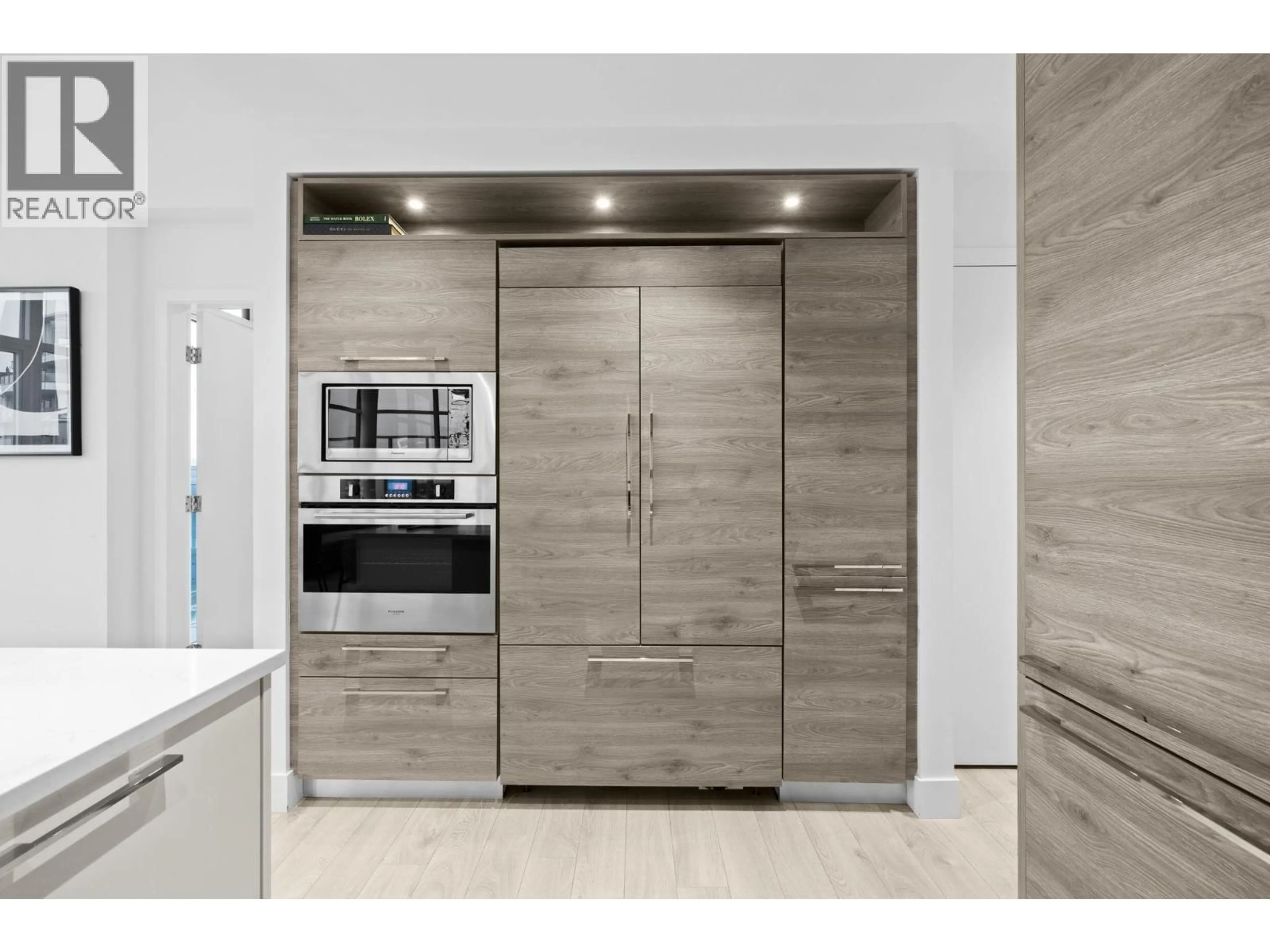 Contemporary kitchen, unknown for 2901 - 7303 NOBLE LANE, Burnaby British Columbia V3N0H2