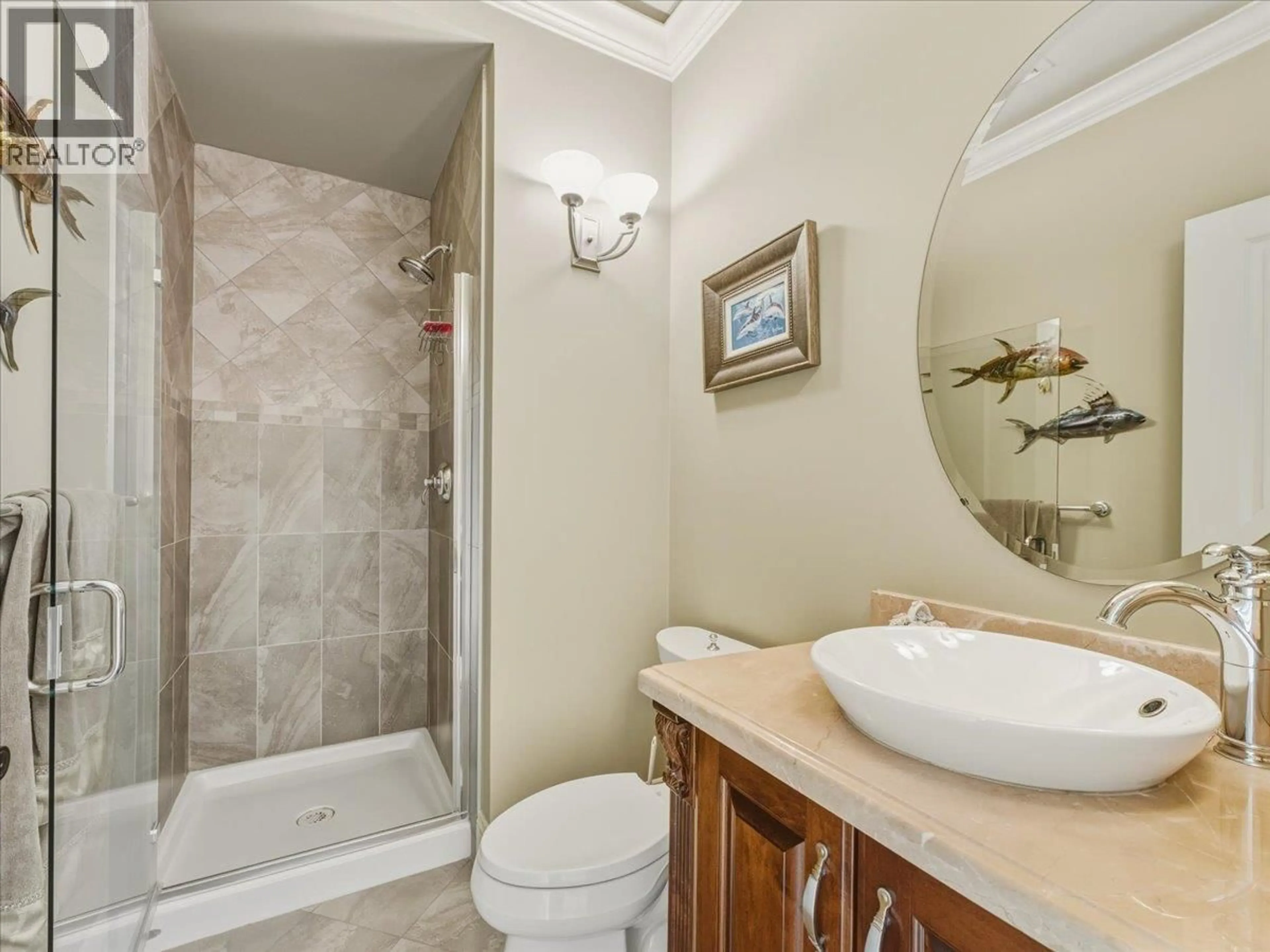 Standard bathroom, ceramic/tile floor for 5822 COVE LINK ROAD, Ladner British Columbia V4K5G8