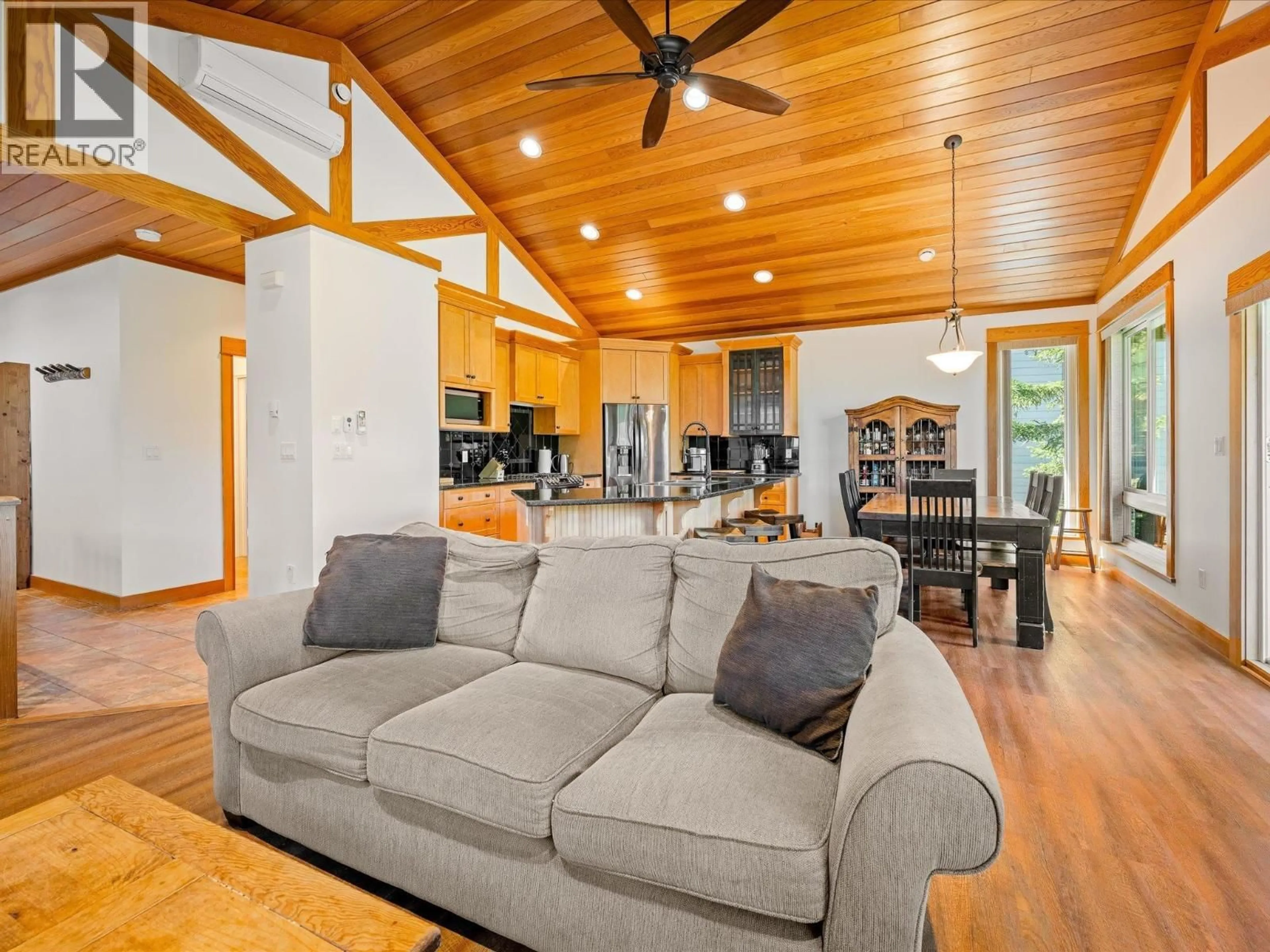 Living room with furniture, wood/laminate floor for 2314 CAYLEY CLOSE, Whistler British Columbia V8E0A8
