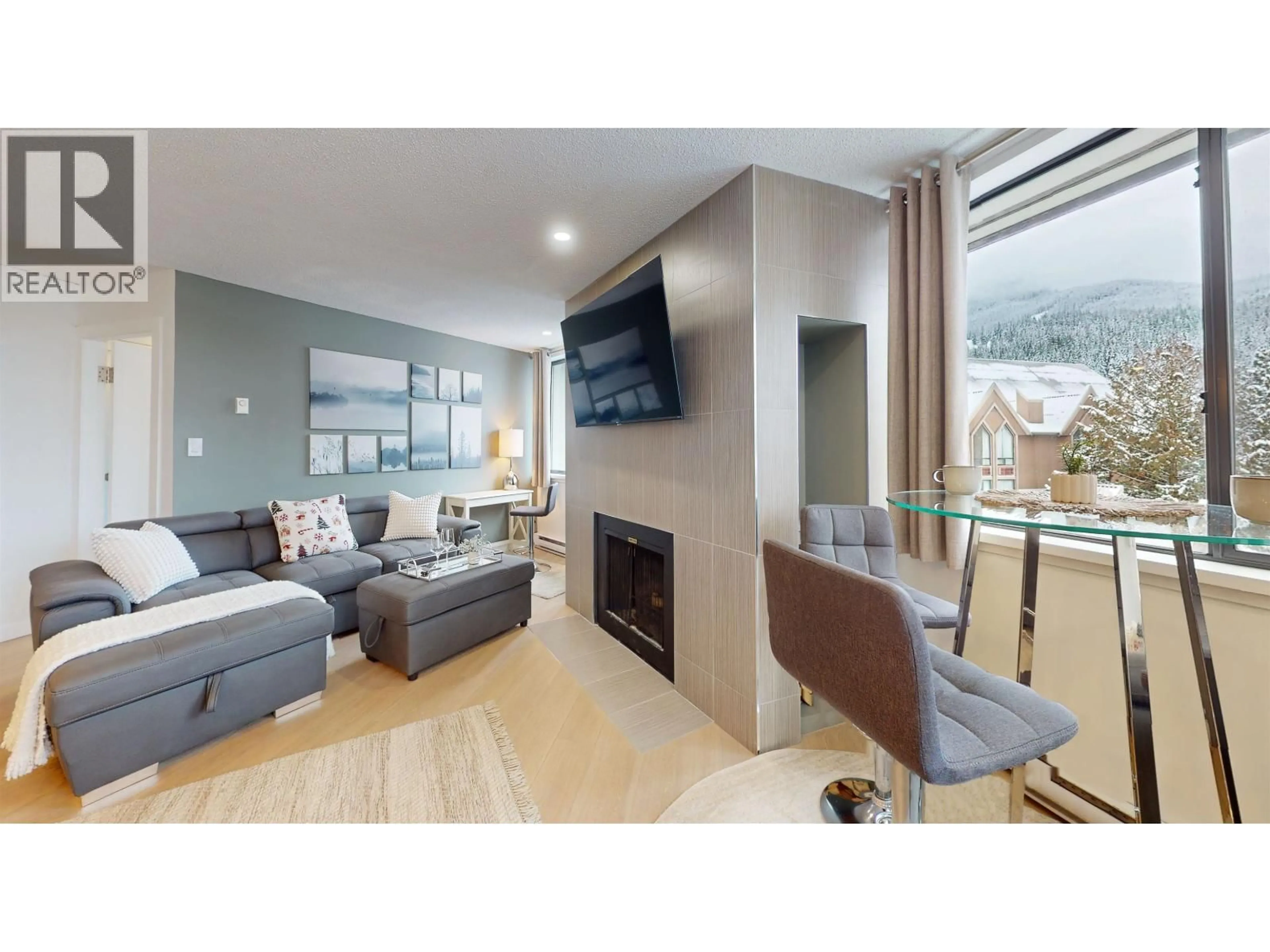 Living room with furniture, unknown for 301 - 4111 GOLFERS APPROACH, Whistler British Columbia V8E1A4