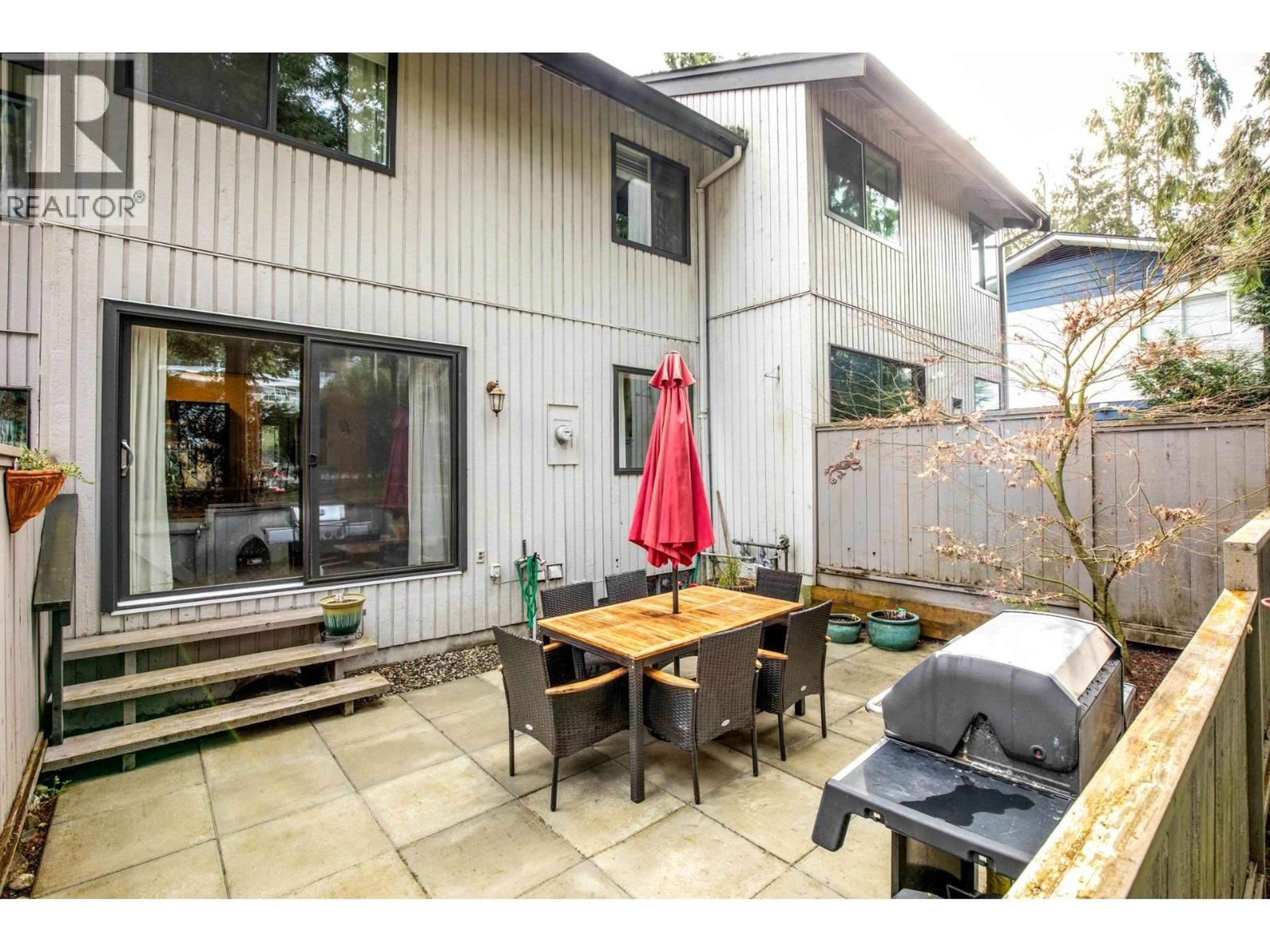 Patio, street for 2060 DEEP COVE CRESCENT, North Vancouver British Columbia V7G1T2