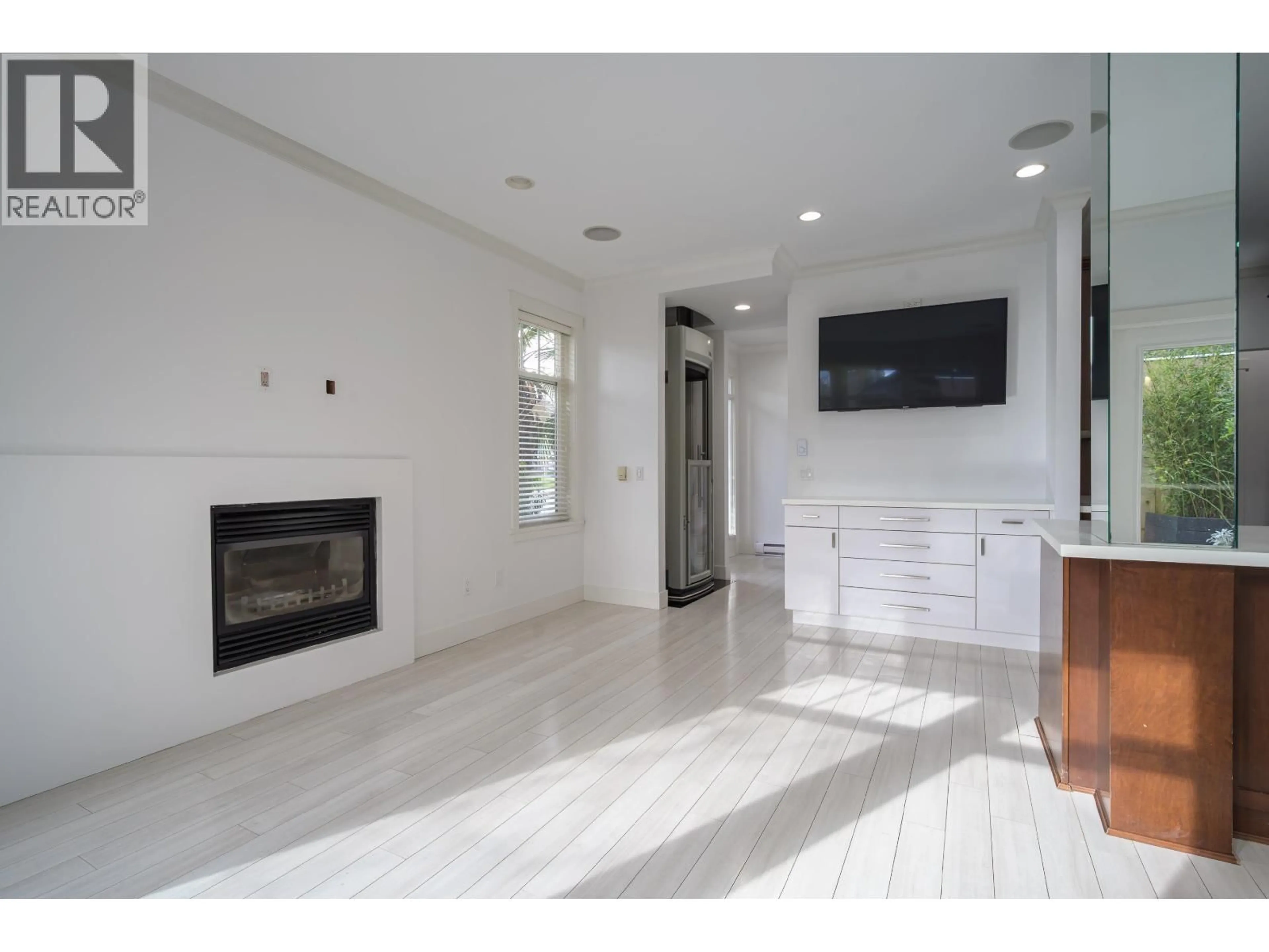 Unknown for 9 - 4780 55B STREET, Delta British Columbia V4K3B7