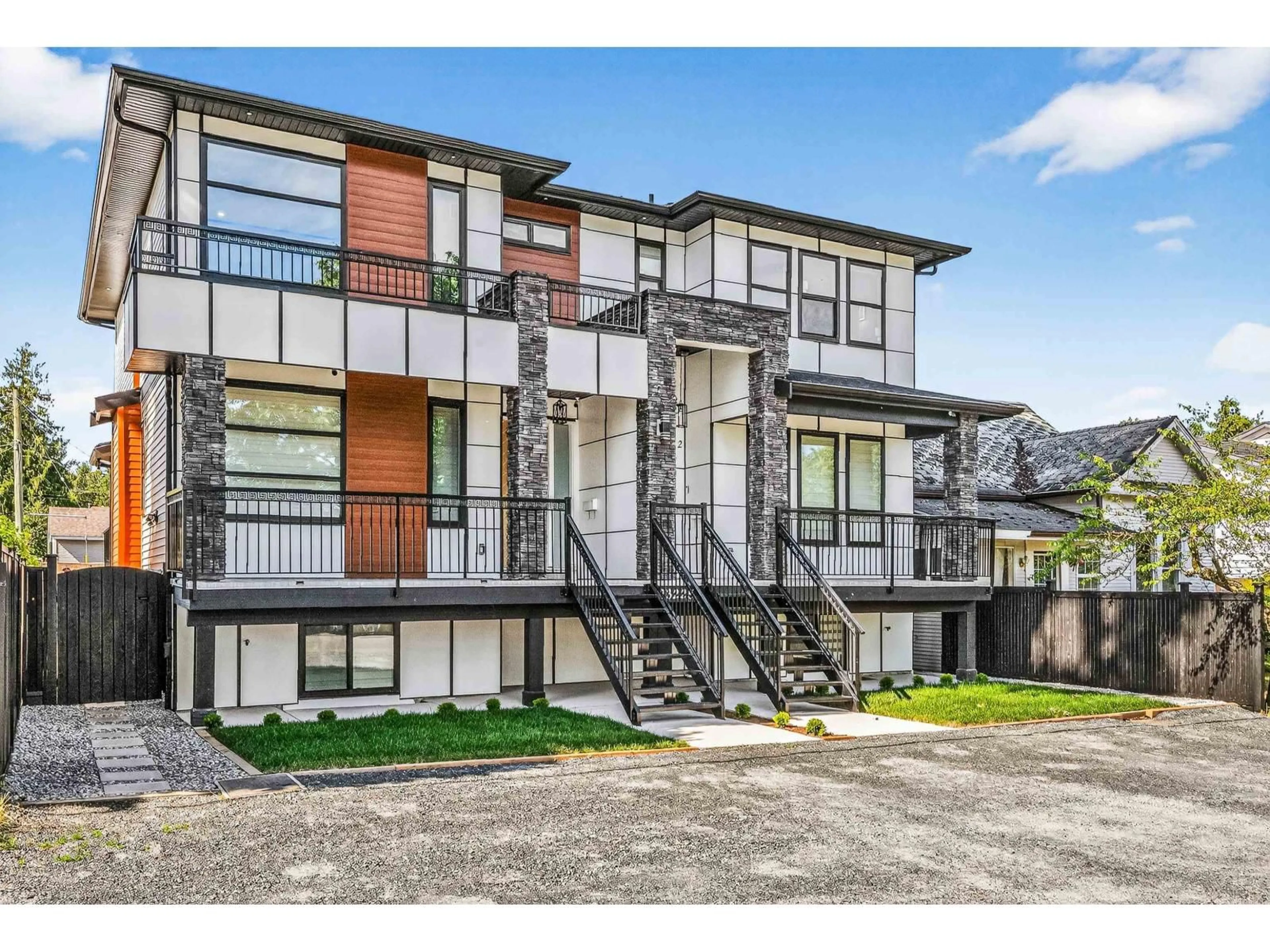 Unknown for 33225 5 AVENUE, Mission British Columbia V2V1V9