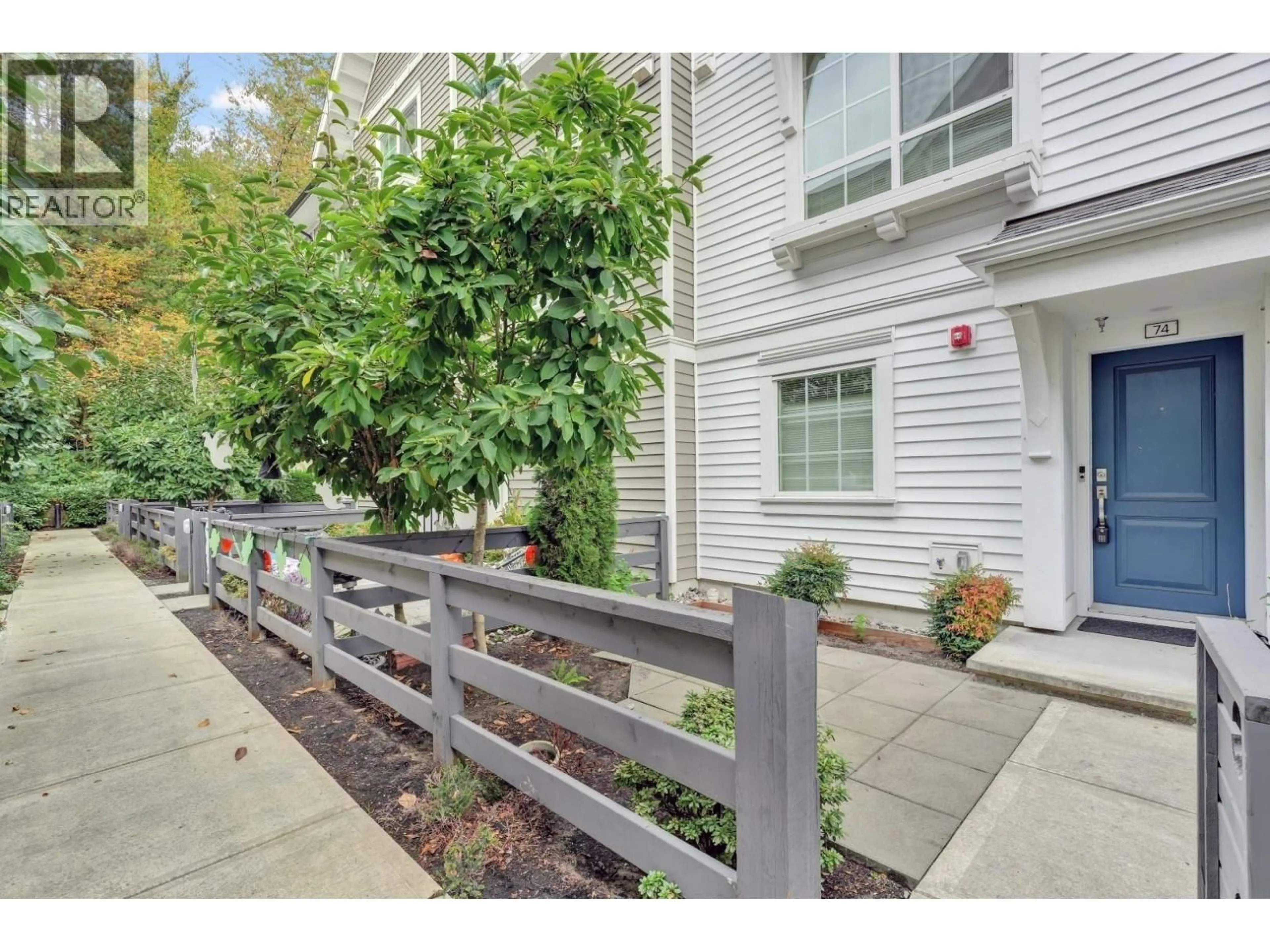 Patio, street for 74 - 19696 HAMMOND ROAD, Pitt Meadows British Columbia V3Y0G7