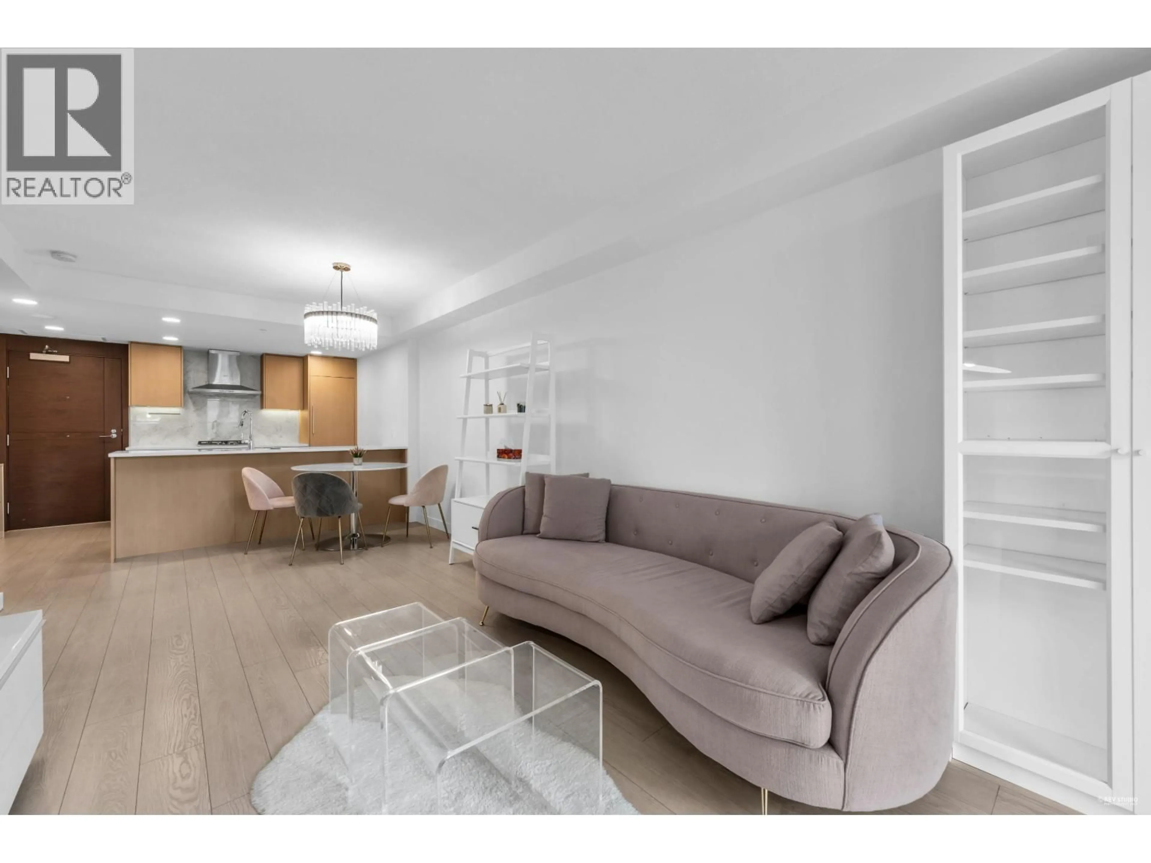 Living room with furniture, unknown for 882 - 3311 KETCHESON ROAD, Richmond British Columbia V6X0S4