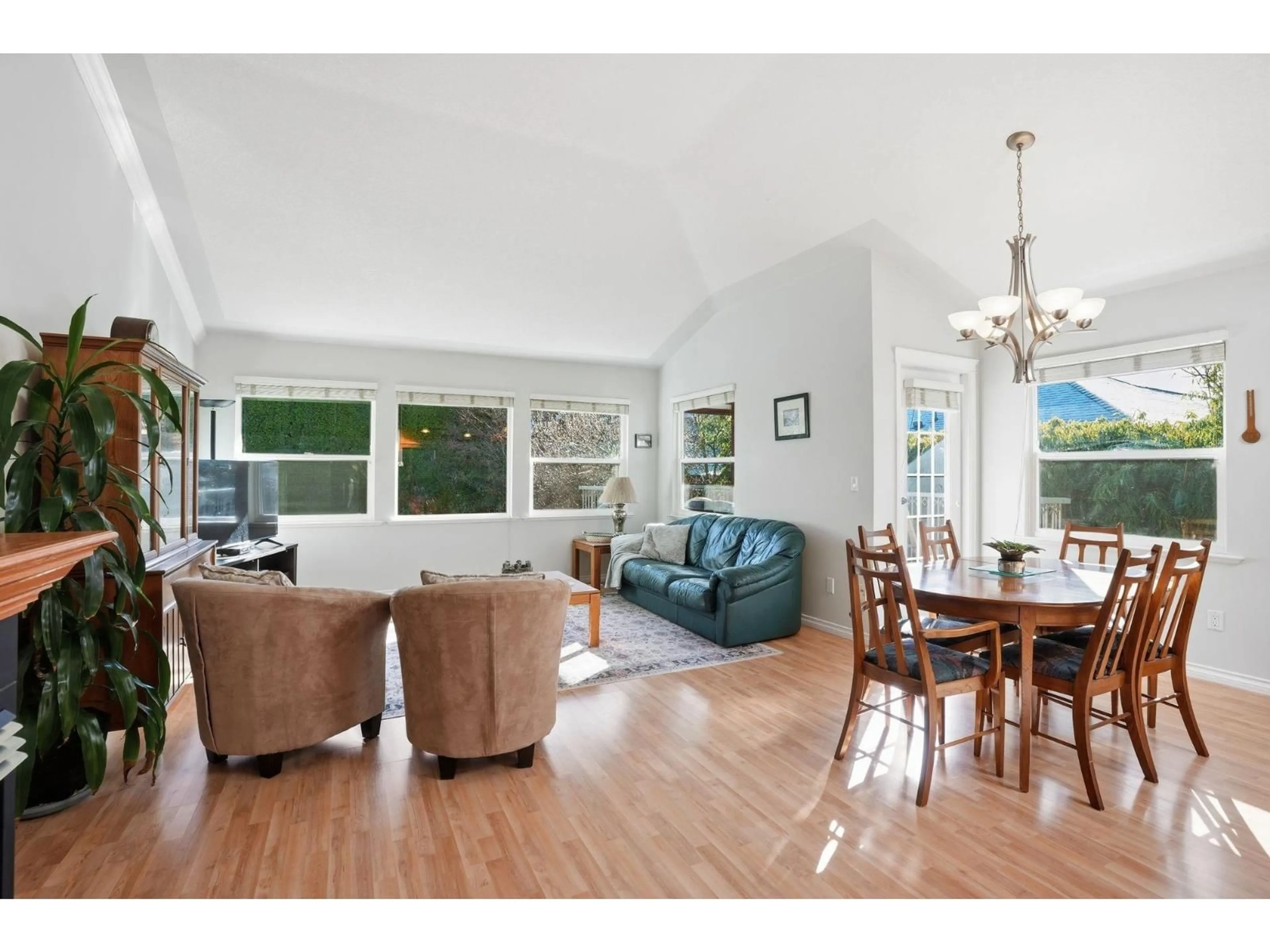 Living room with furniture, wood/laminate floor for 2524 268 STREET, Langley British Columbia V3W2Y4