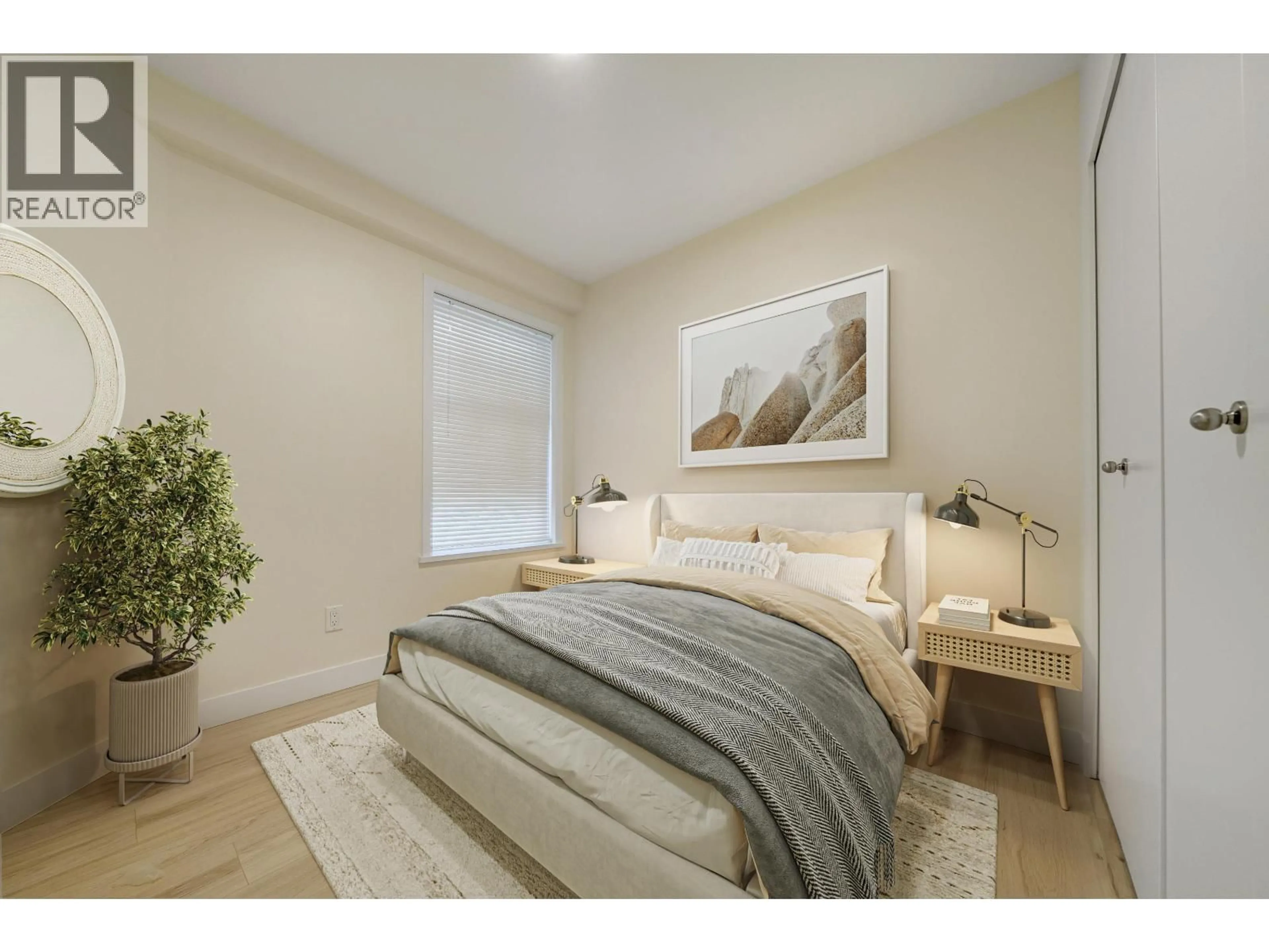 Bedroom with bed, unknown for 201 - 1011 KING EDWARD AVENUE, Vancouver British Columbia V6H1Z3