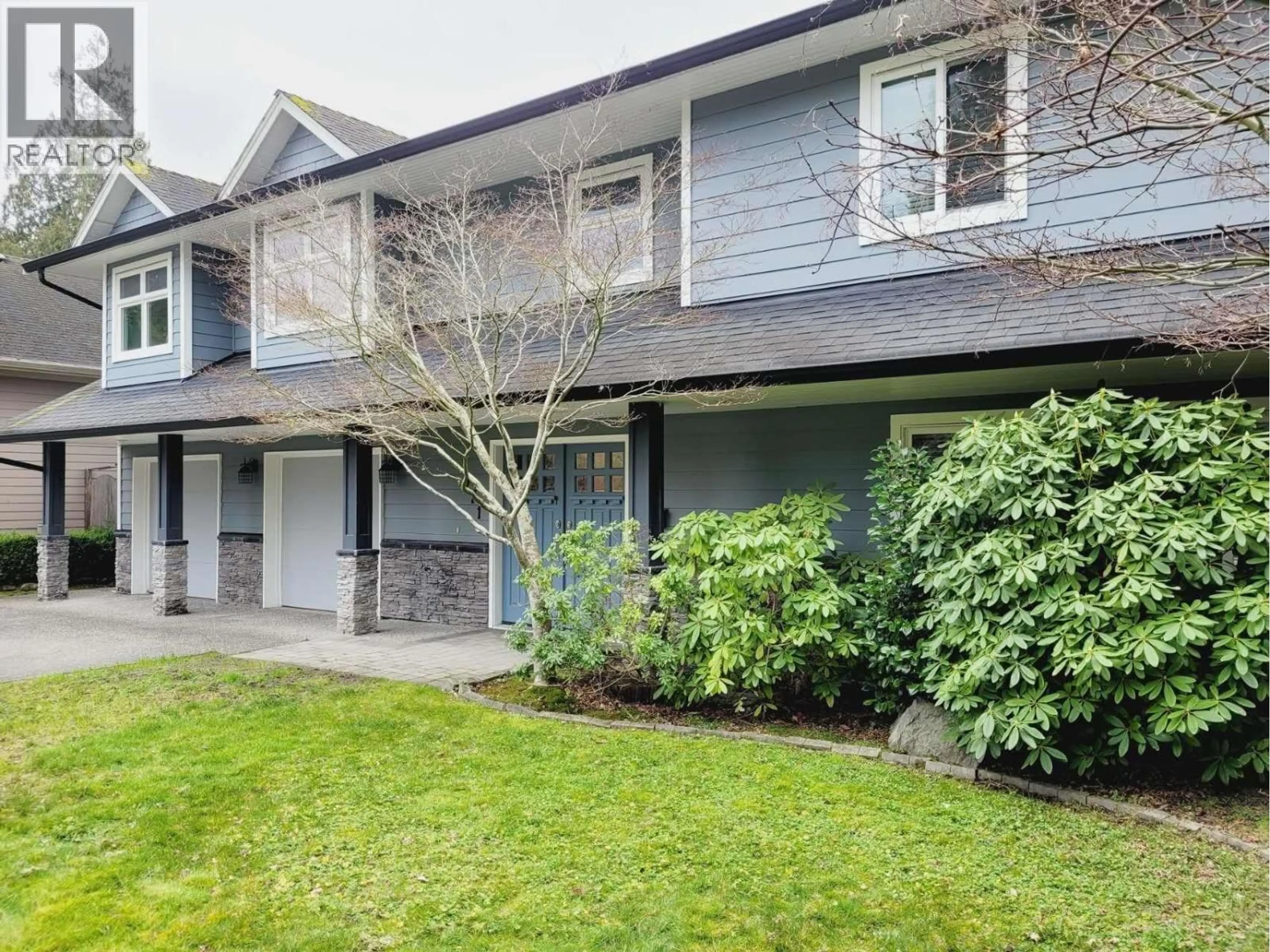 A pic from outside/outdoor area/front of a property/back of a property/a pic from drone, street for 971 51A STREET, Delta British Columbia V4M2X9