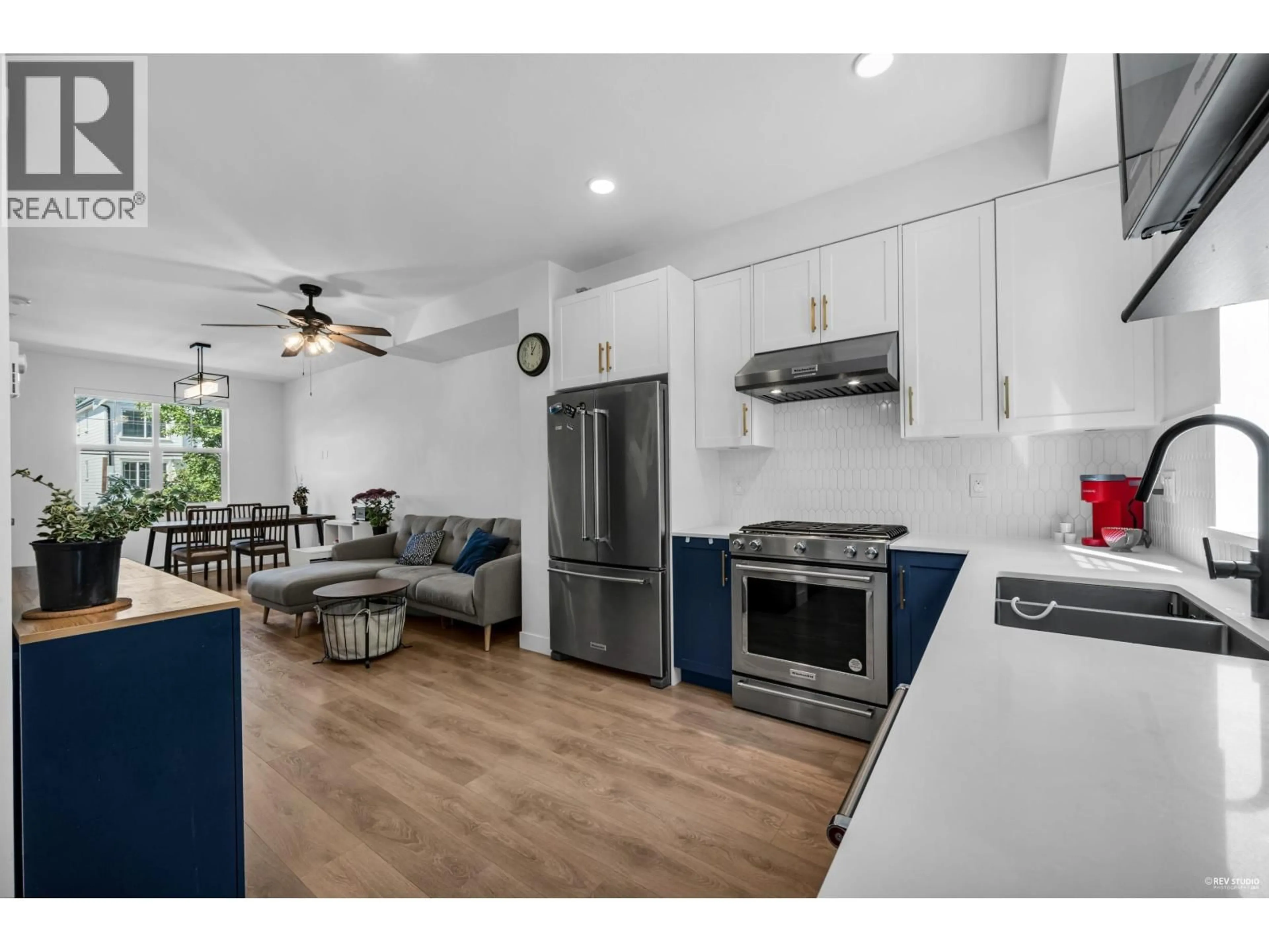 Open concept kitchen, unknown for 103 - 707 ROBINSON STREET, Coquitlam British Columbia V3J0M9