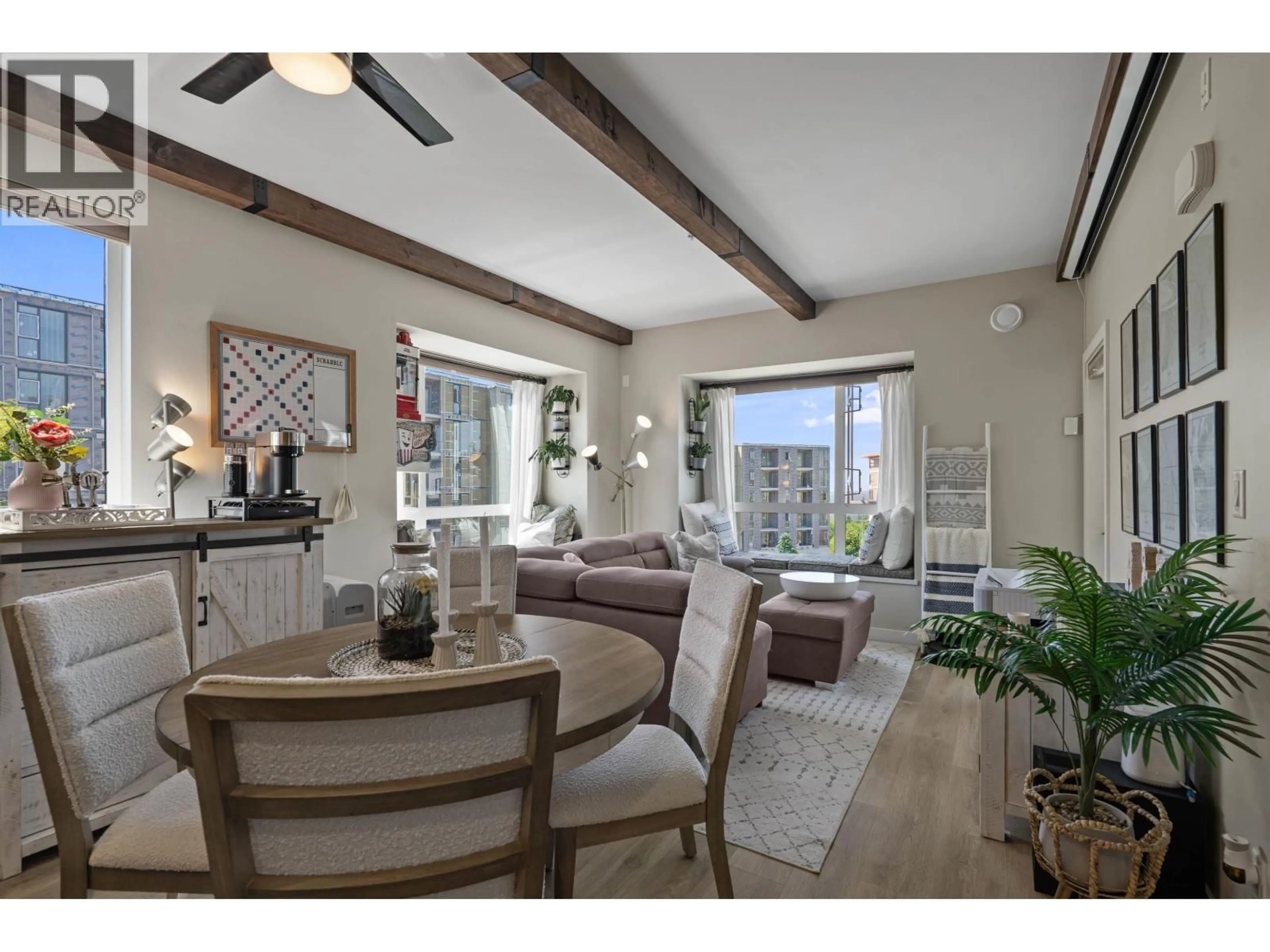 Living room with furniture, unknown for 405 - 9350 UNIVERSITY HIGH STREET, Burnaby British Columbia V5A0B6