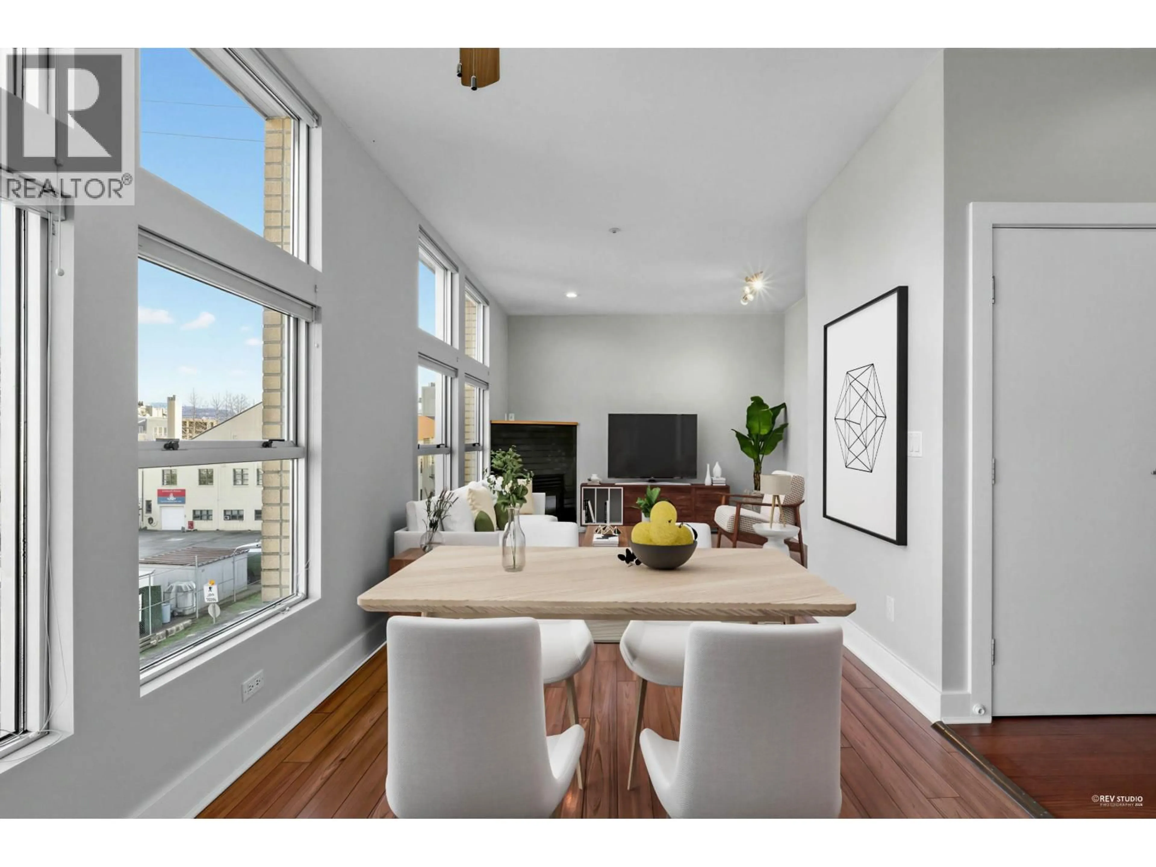 Dining room, wood/laminate floor for PH5 - 2088 11TH AVENUE, Vancouver British Columbia V6J2C9