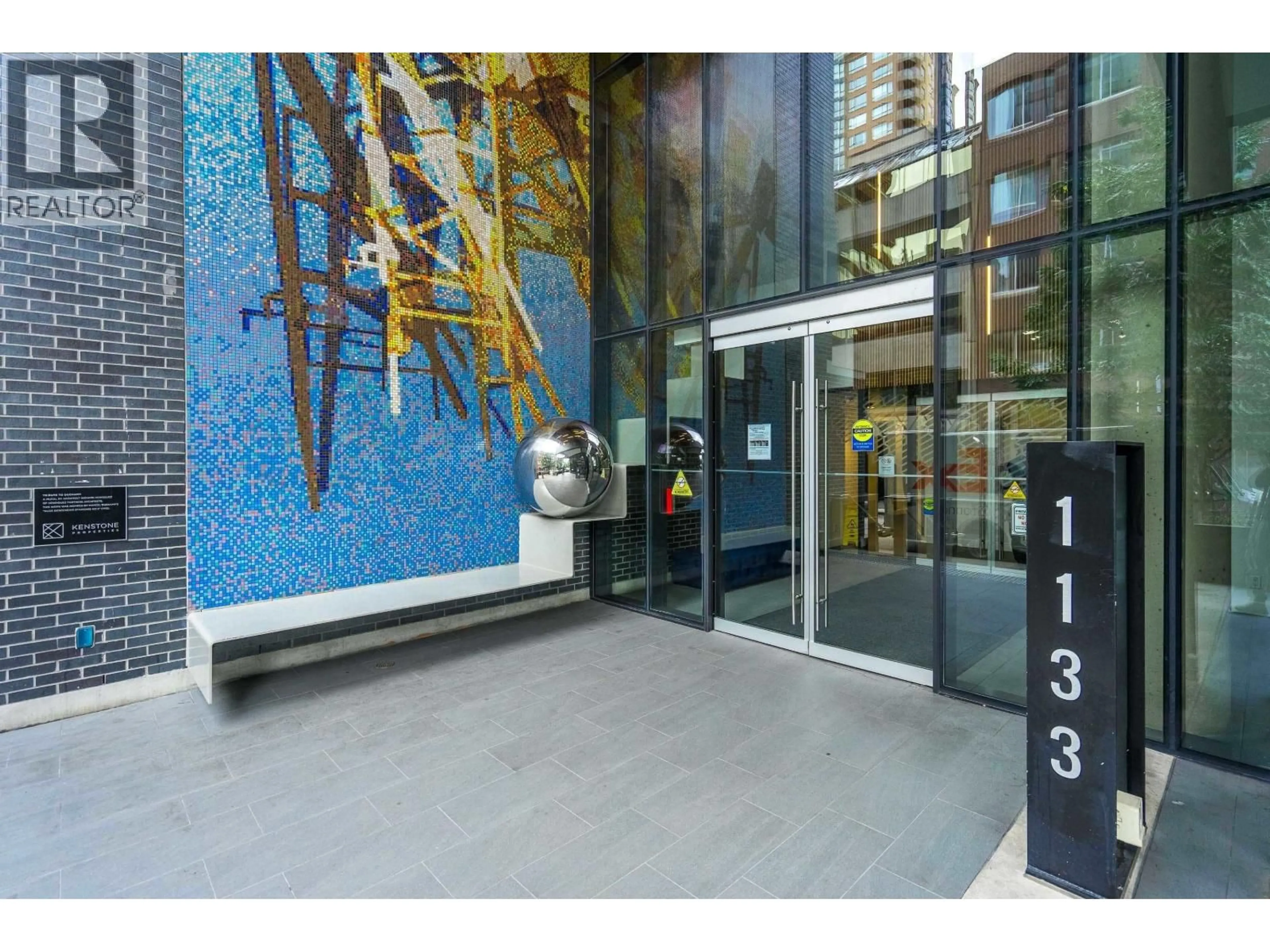 Indoor foyer for 510 - 1133 HORNBY STREET, Vancouver British Columbia V6Z1W1