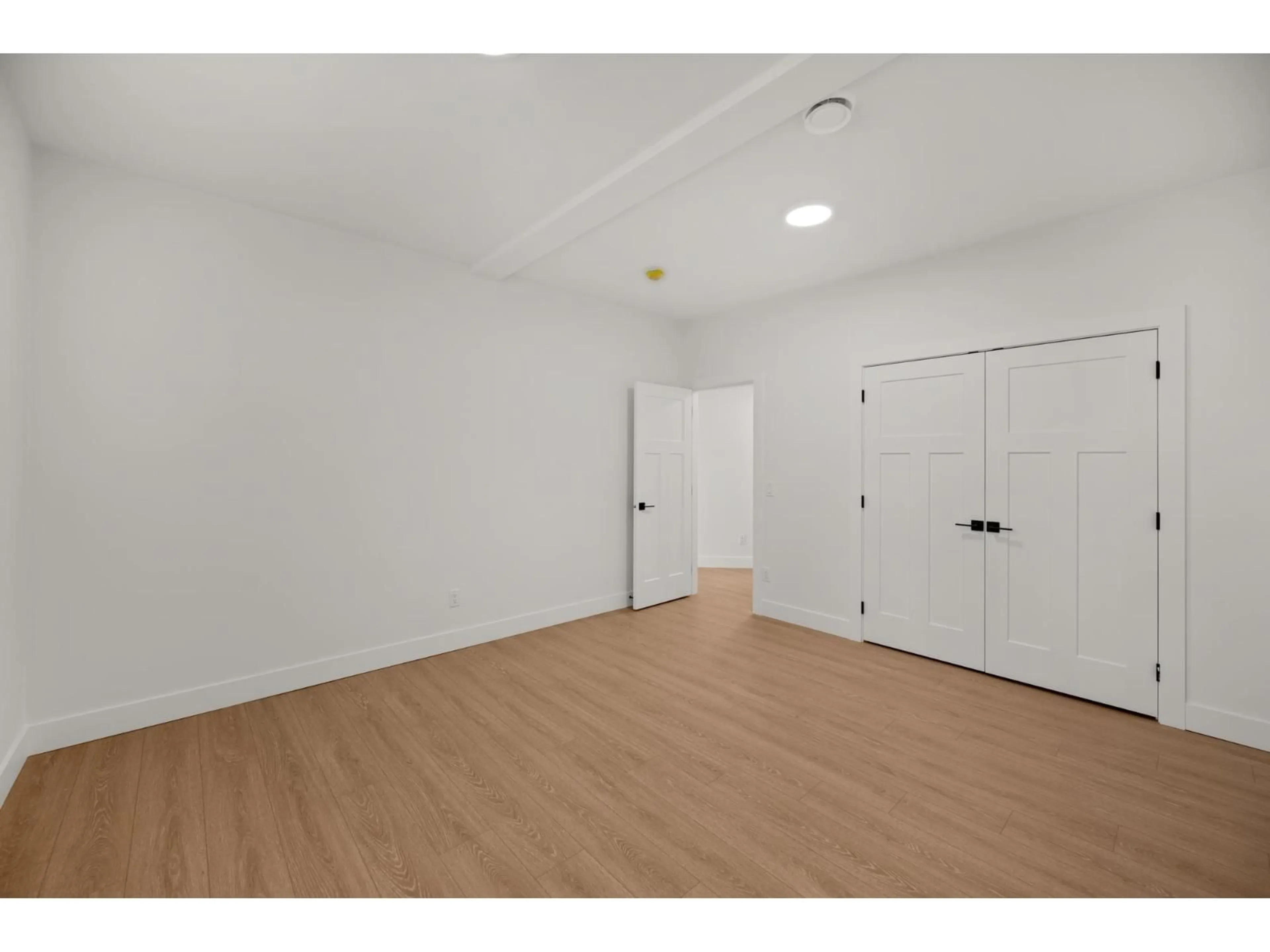 A pic of a room for 20 - 4217 OLD CLAYBURN ROAD, Abbotsford British Columbia V3G0B6