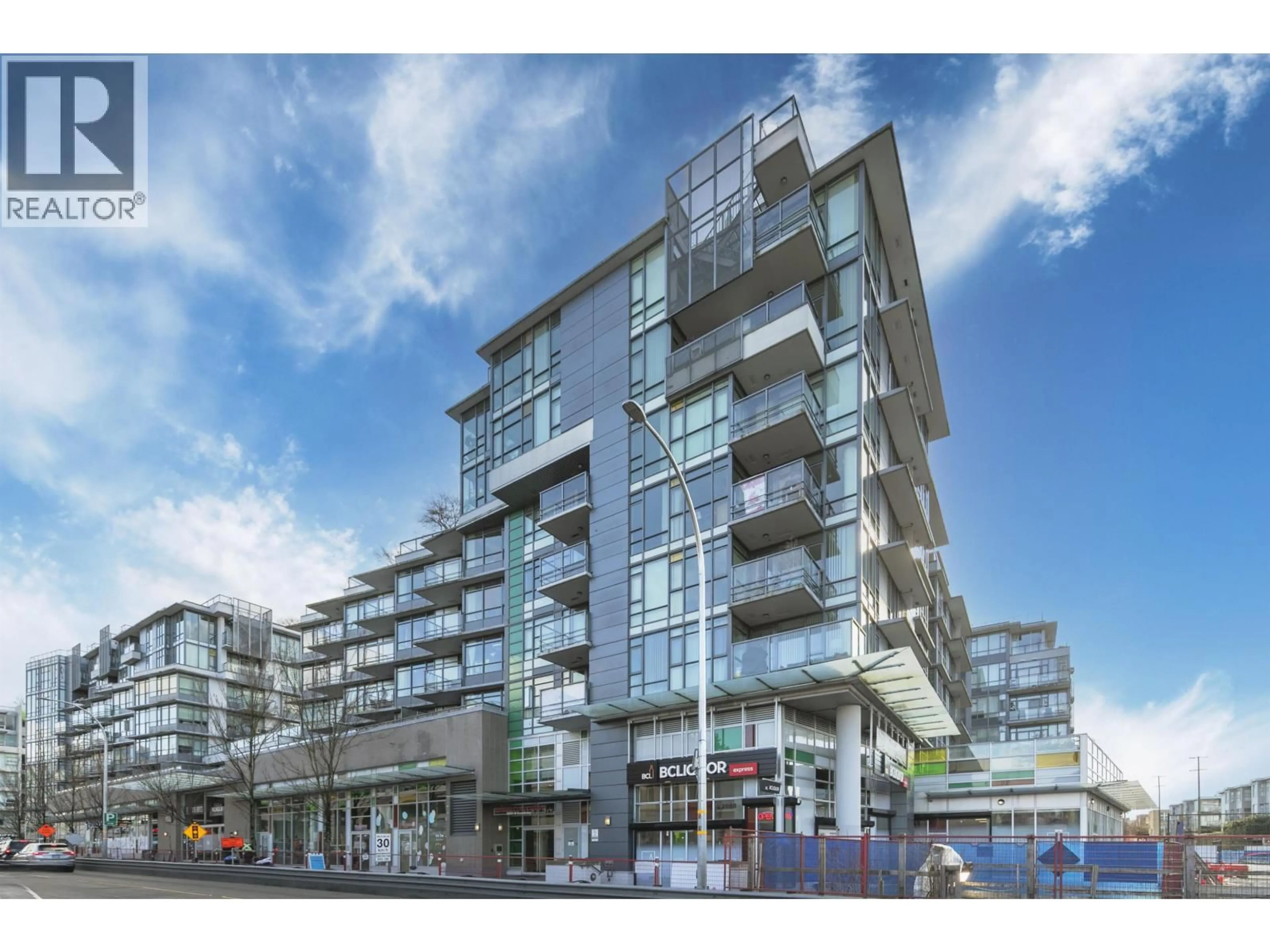 Blurry image for 374 - 2080 BROADWAY, Vancouver British Columbia V6J0C7