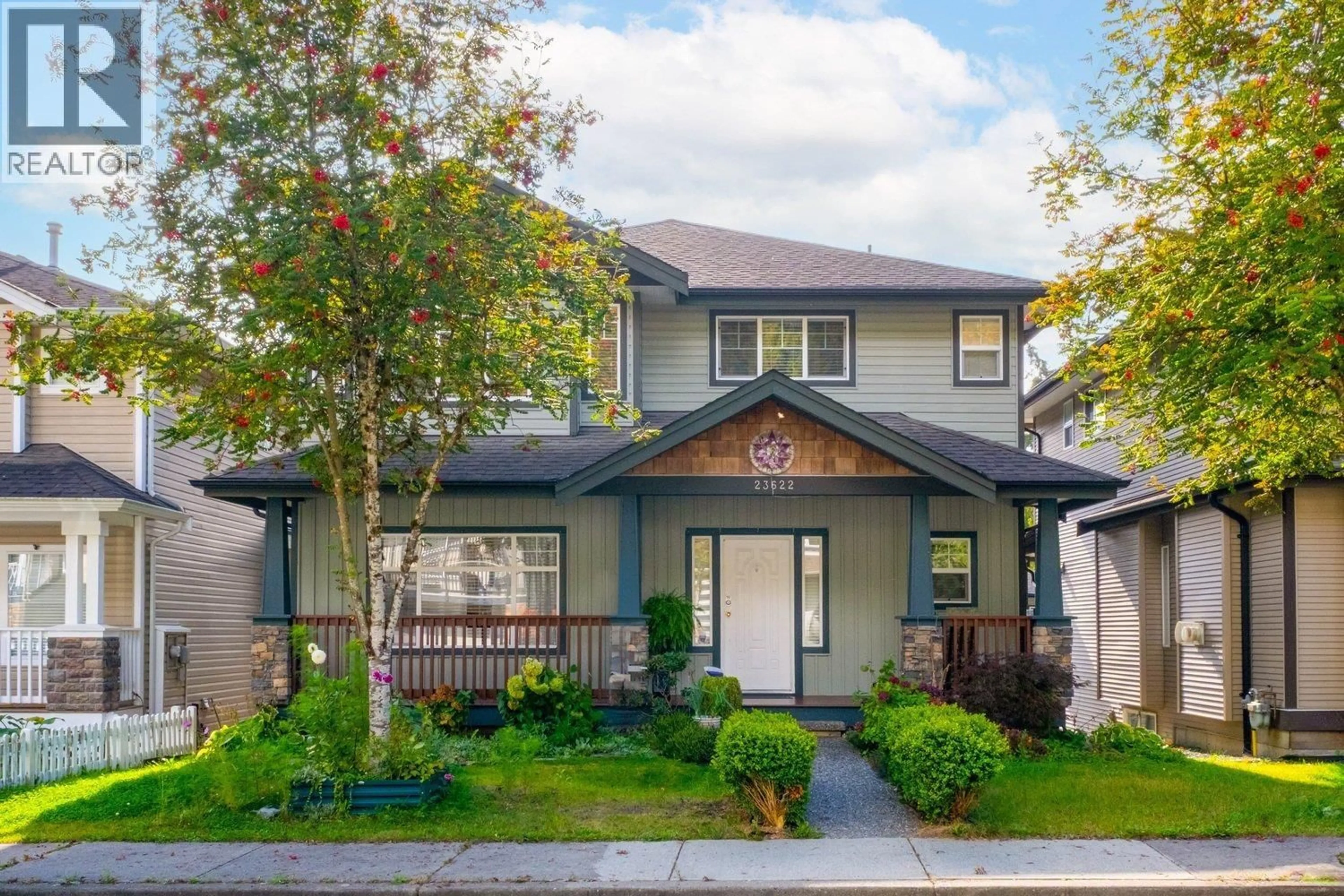 Home with vinyl exterior material, street for 23622 111A AVENUE, Maple Ridge British Columbia V2W2G1