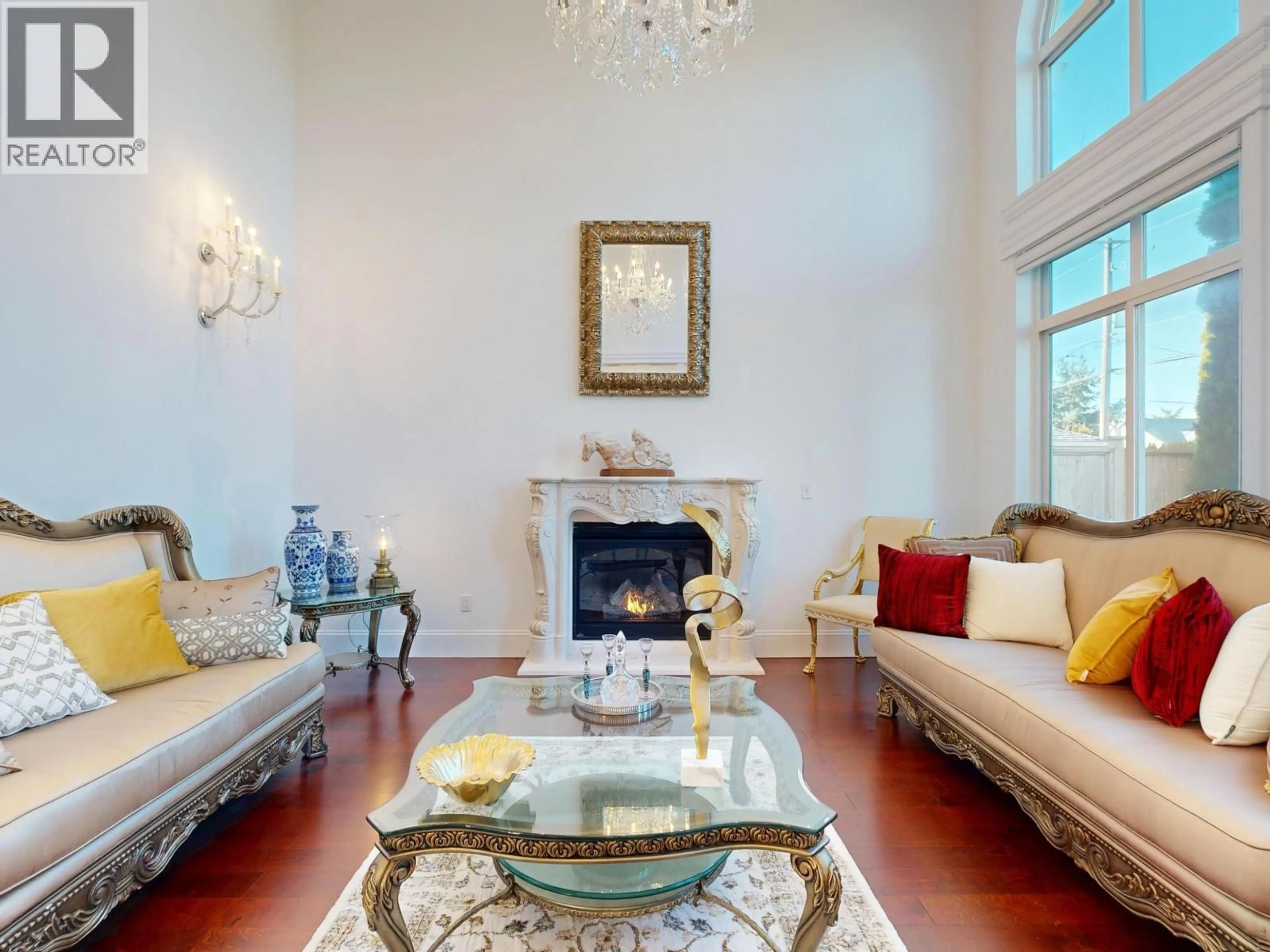 Living room with furniture, unknown for 4120 WESTMINSTER HIGHWAY, Richmond British Columbia V7C1B4