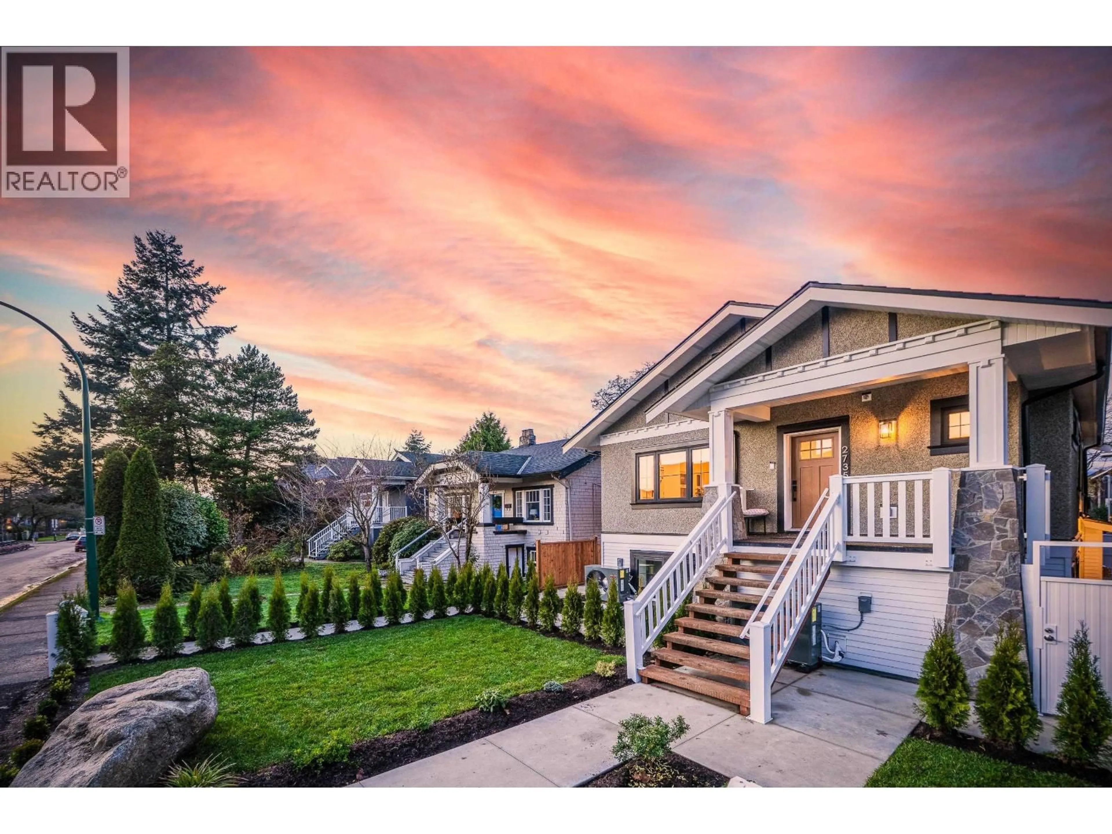 Unknown for 2735 8TH AVENUE, Vancouver British Columbia V6K2B7