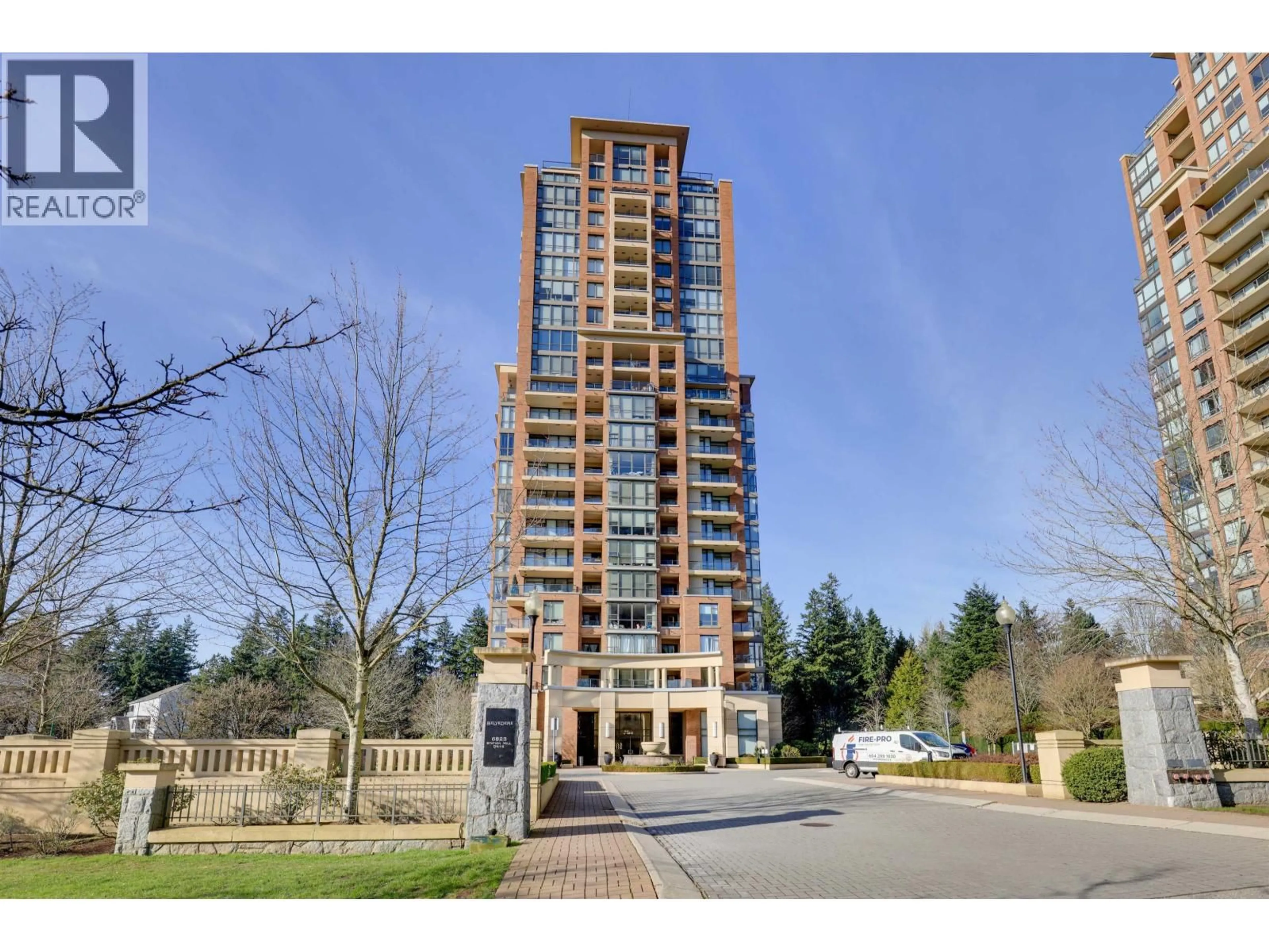 Indoor foyer for 1004 - 6823 STATION HILL DRIVE, Burnaby British Columbia V3N0A9