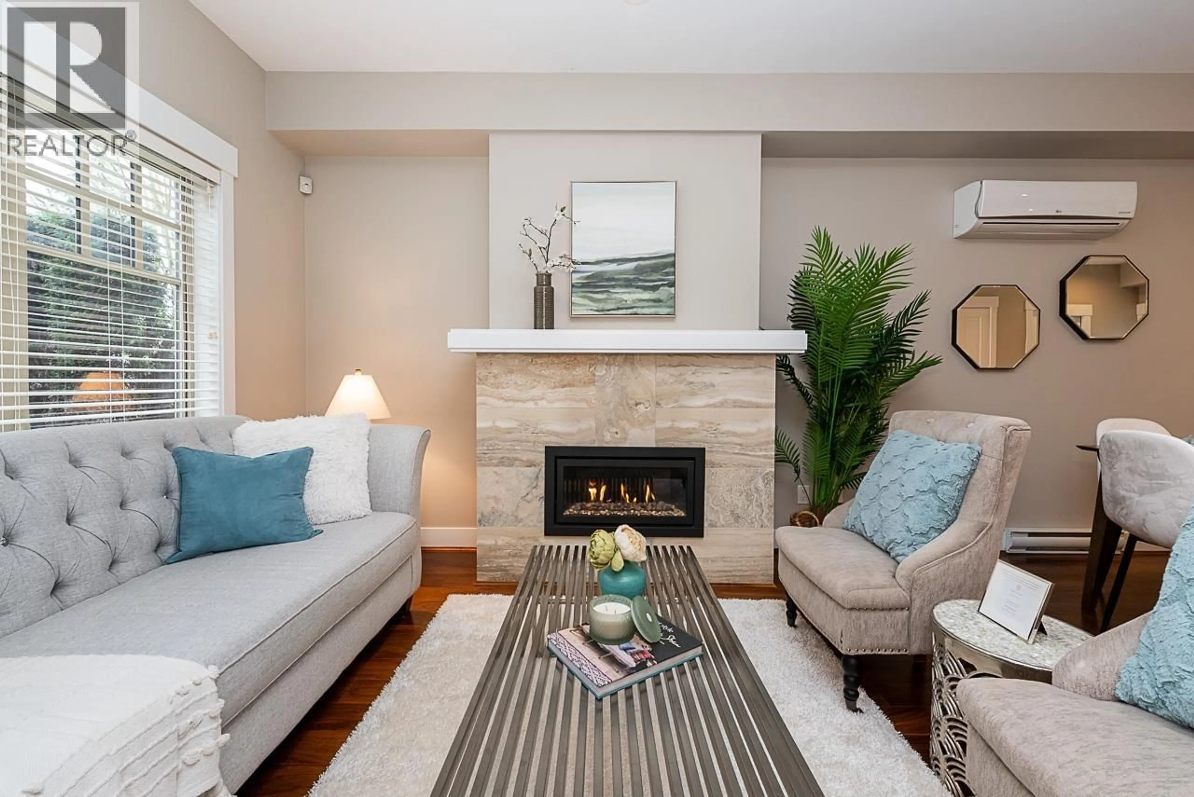 Living room with furniture, unknown for 966 43RD AVENUE, Vancouver British Columbia V6M2W2