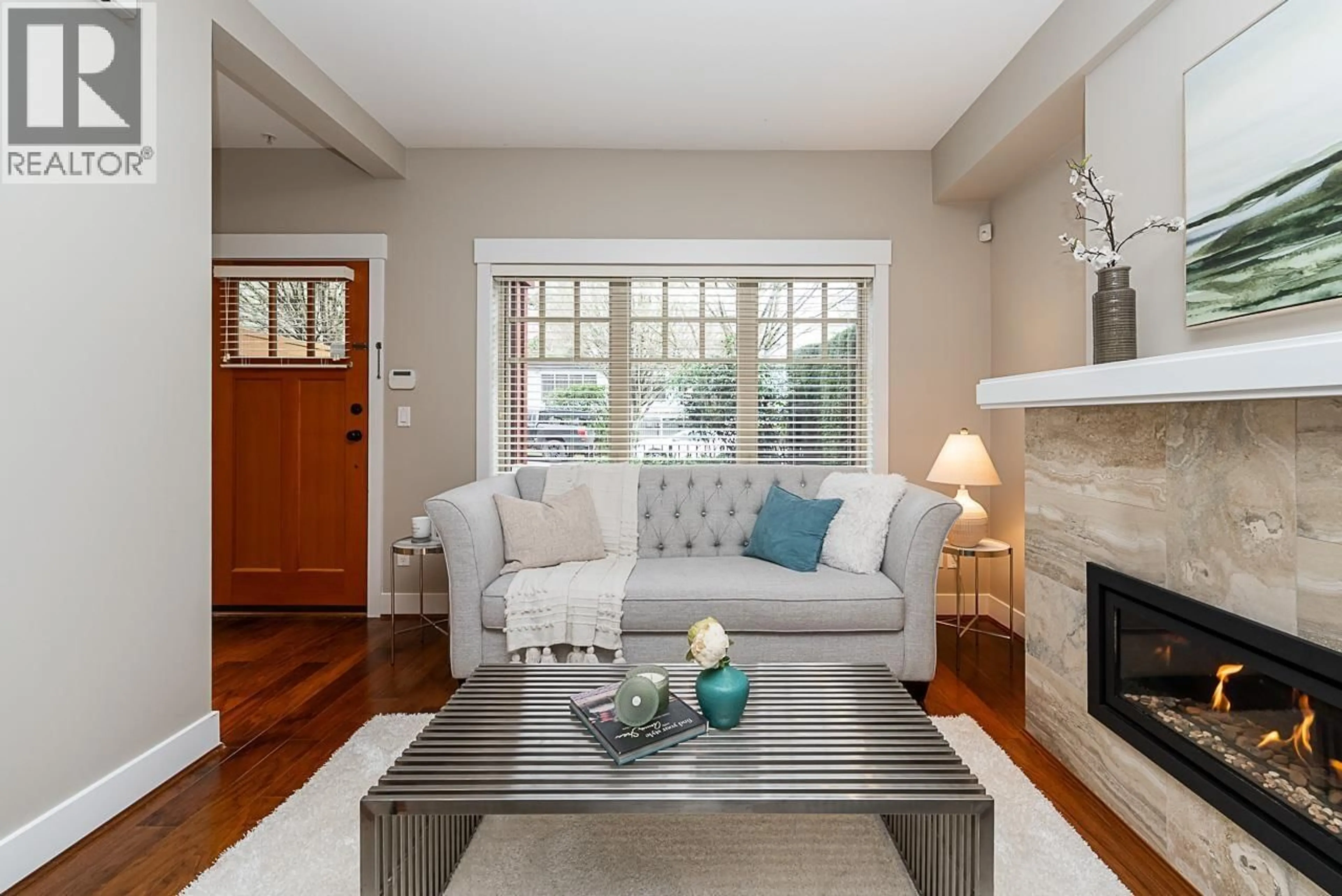 Living room with furniture, unknown for 966 43RD AVENUE, Vancouver British Columbia V6M2W2