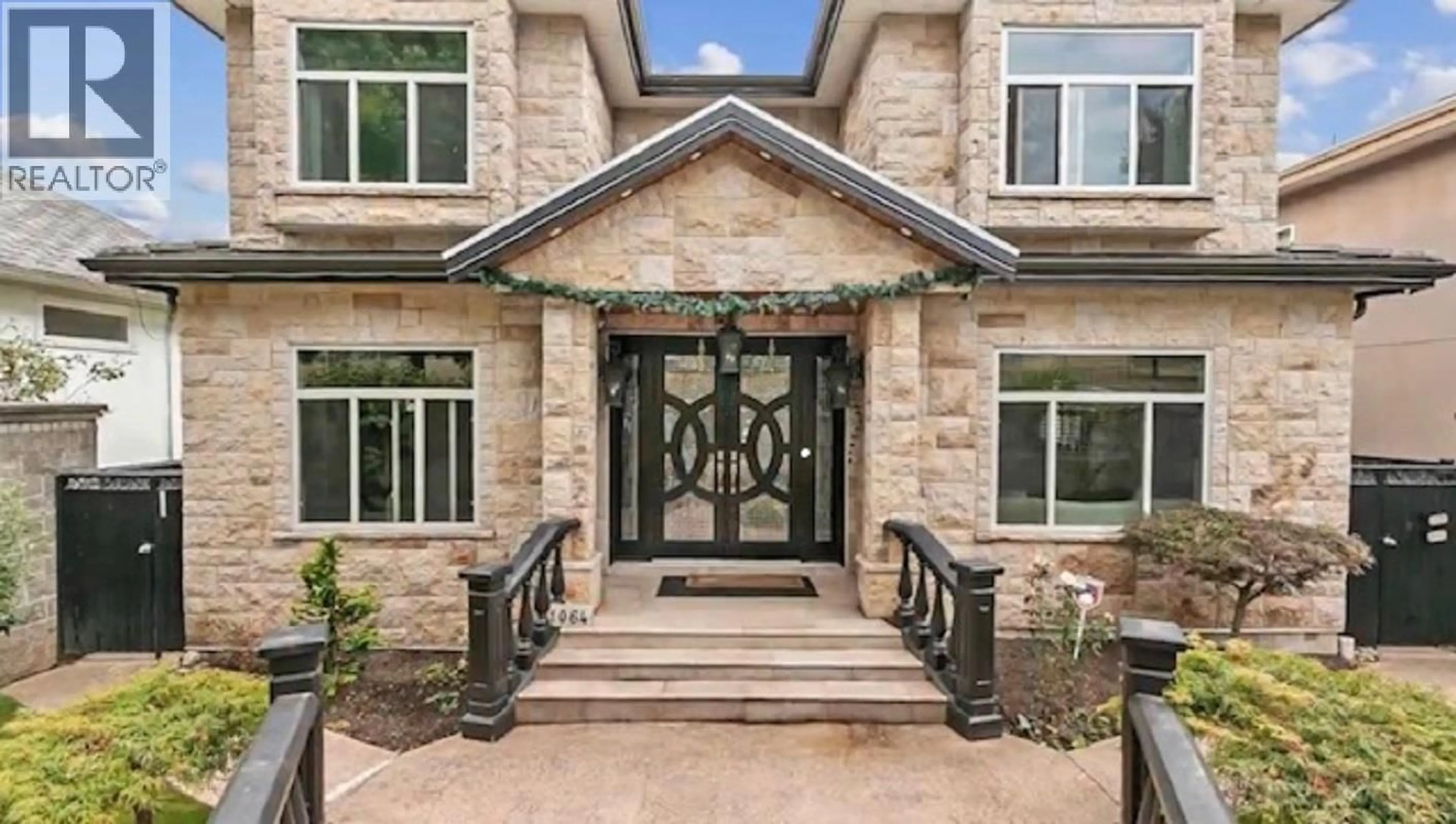 Unknown for 1060 61ST AVENUE, Vancouver British Columbia V5X2C4