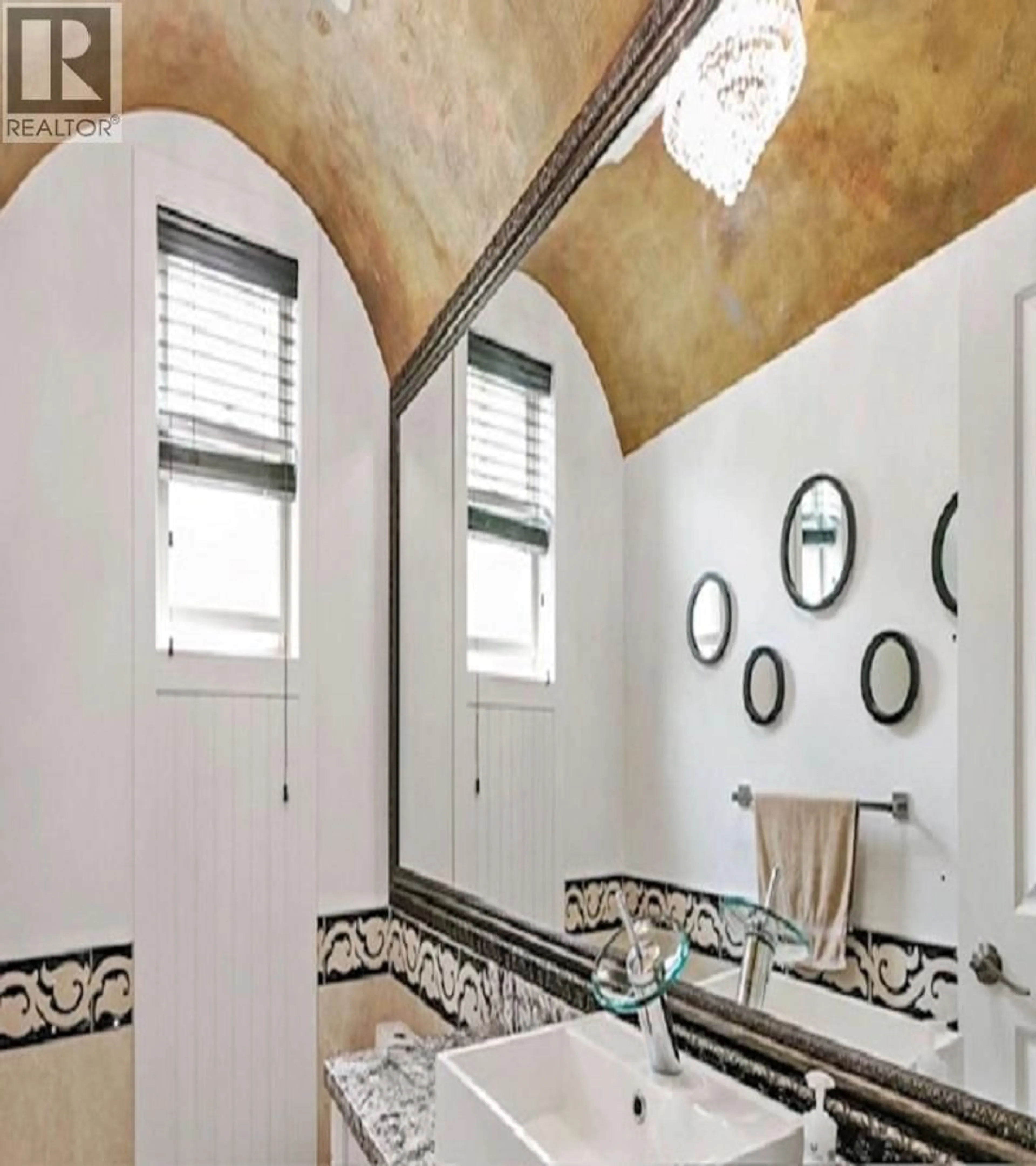 Contemporary bathroom, ceramic/tile floor for 1060 61ST AVENUE, Vancouver British Columbia V5X2C4