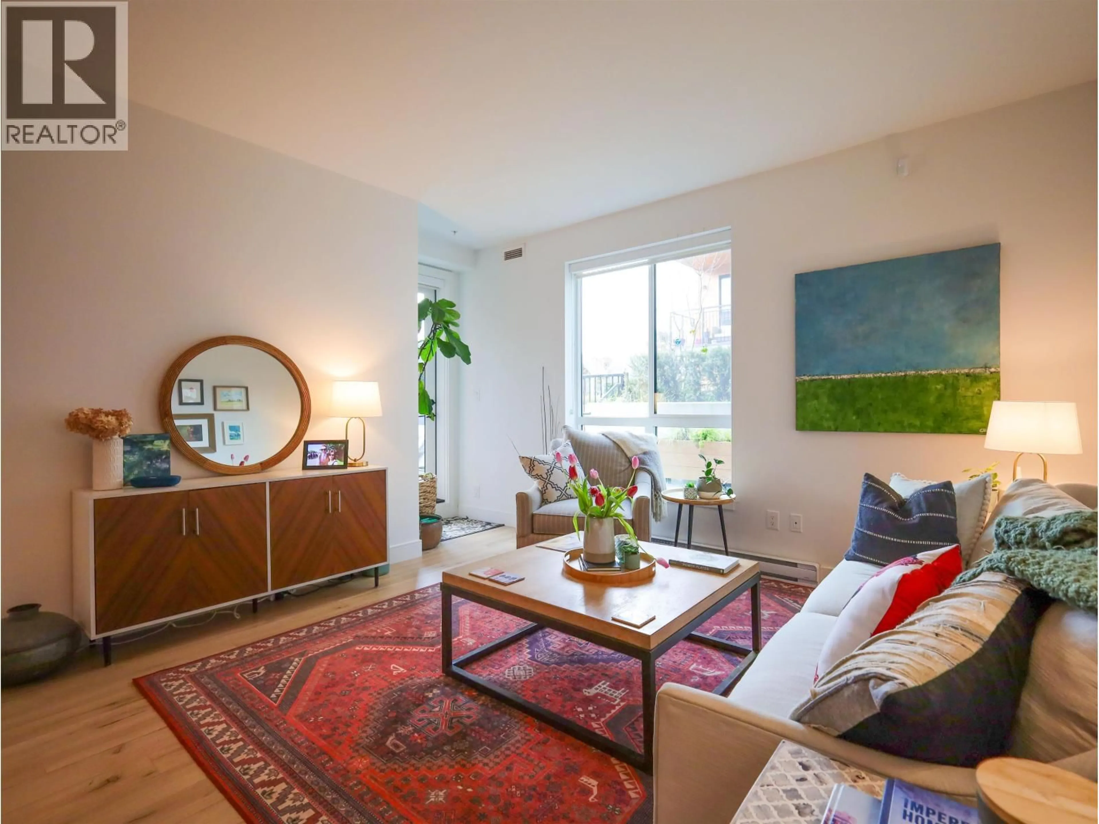 Living room with furniture, unknown for 224 - 3131 MURRAY STREET, Port Moody British Columbia V3H0L9