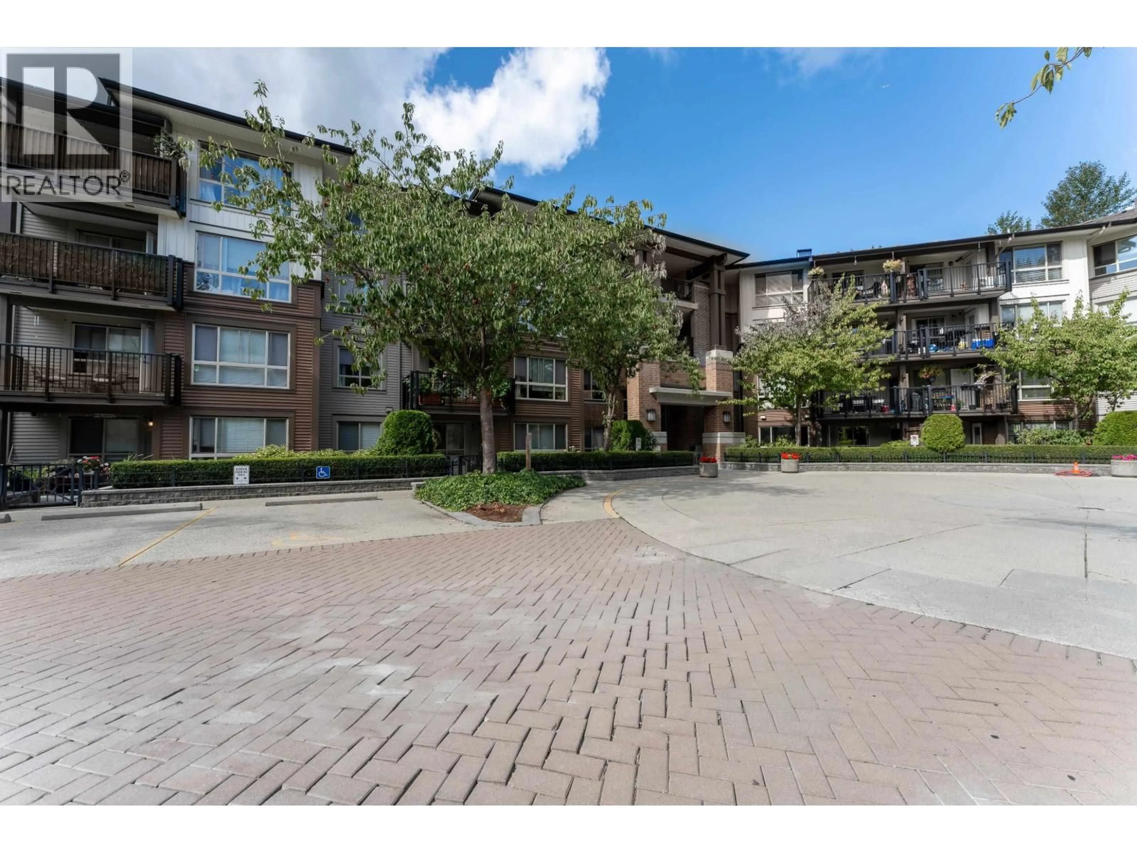 Patio, street for 309 - 11665 HANEY, Maple Ridge British Columbia V2X8W9