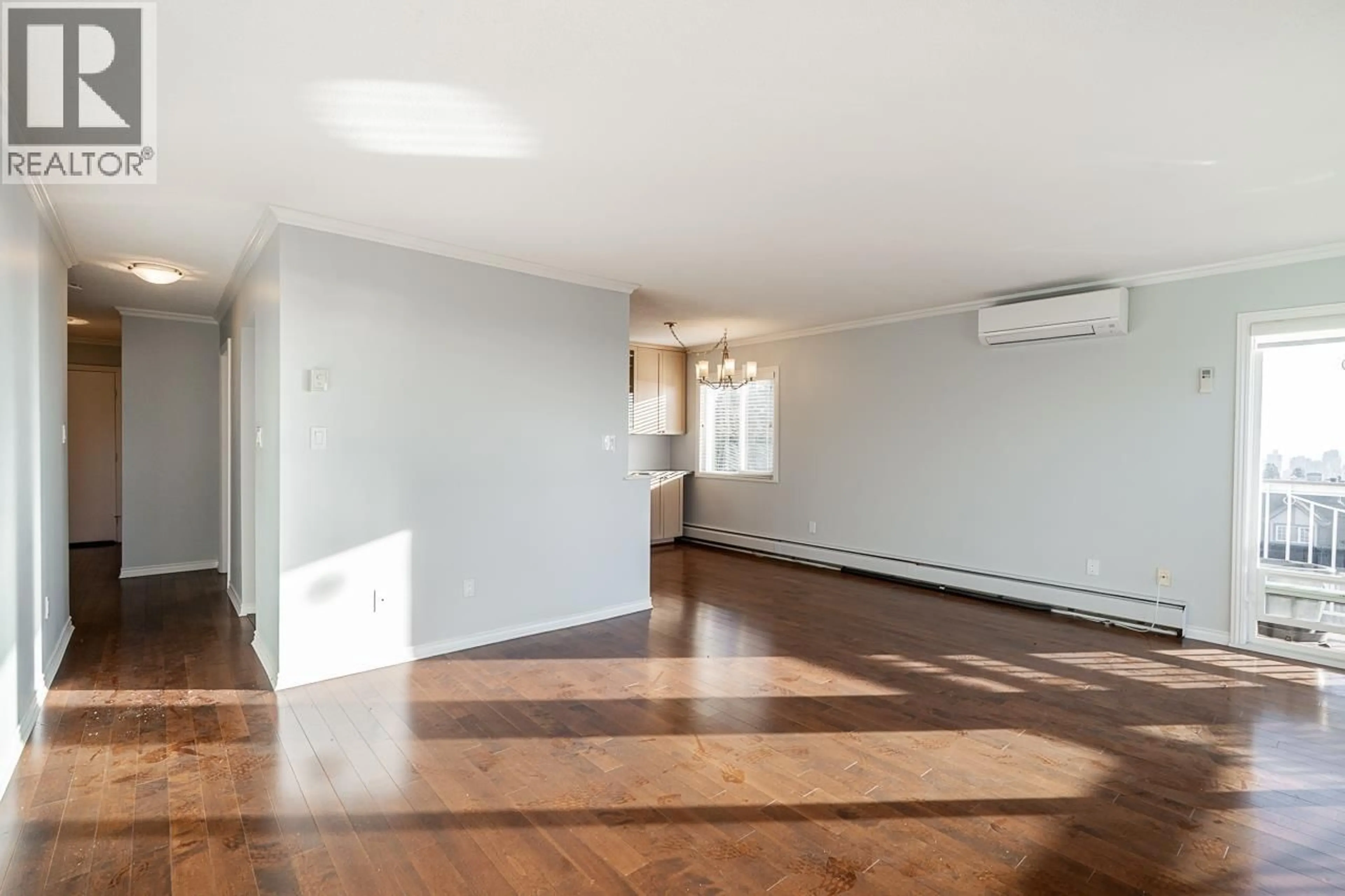 A pic of a room for 318 - 3080 LONSDALE AVENUE, North Vancouver British Columbia V7N3J5