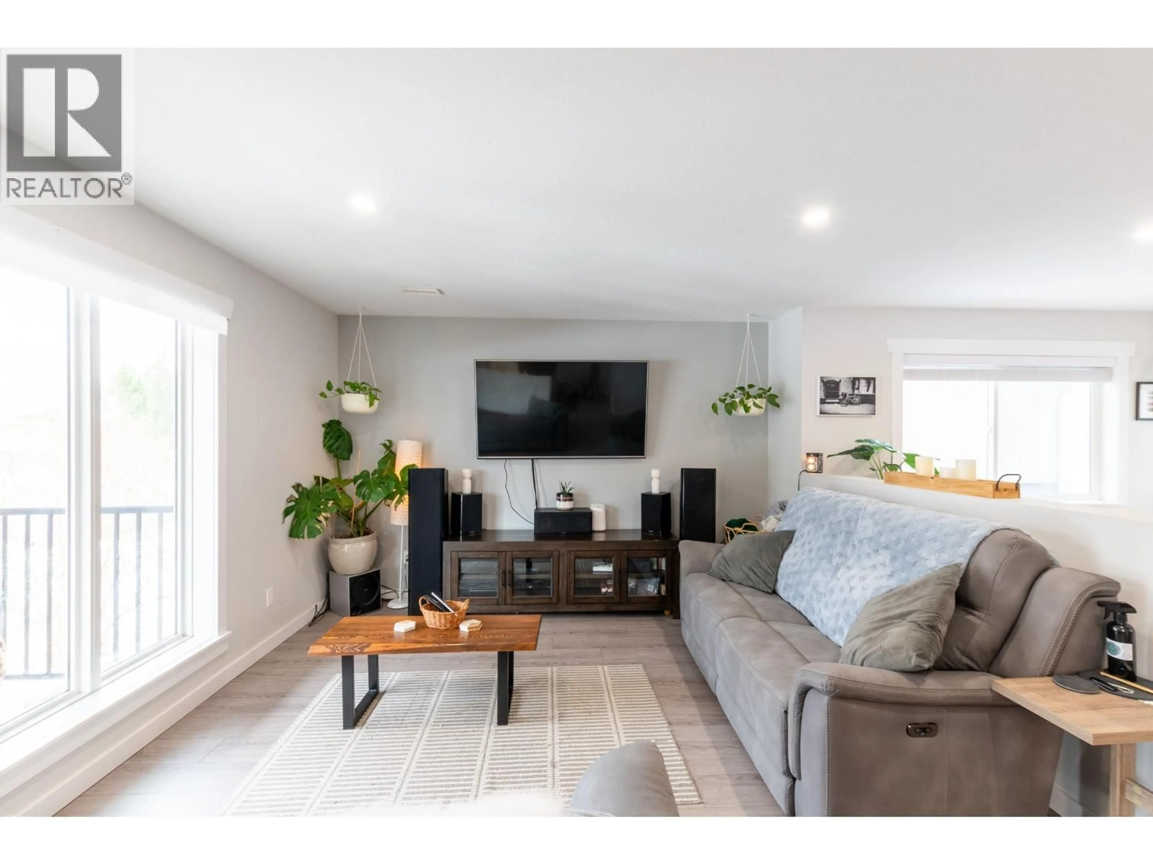 Living room with furniture, unknown for 2730 MOYIE STREET, Prince George British Columbia V2L1V8